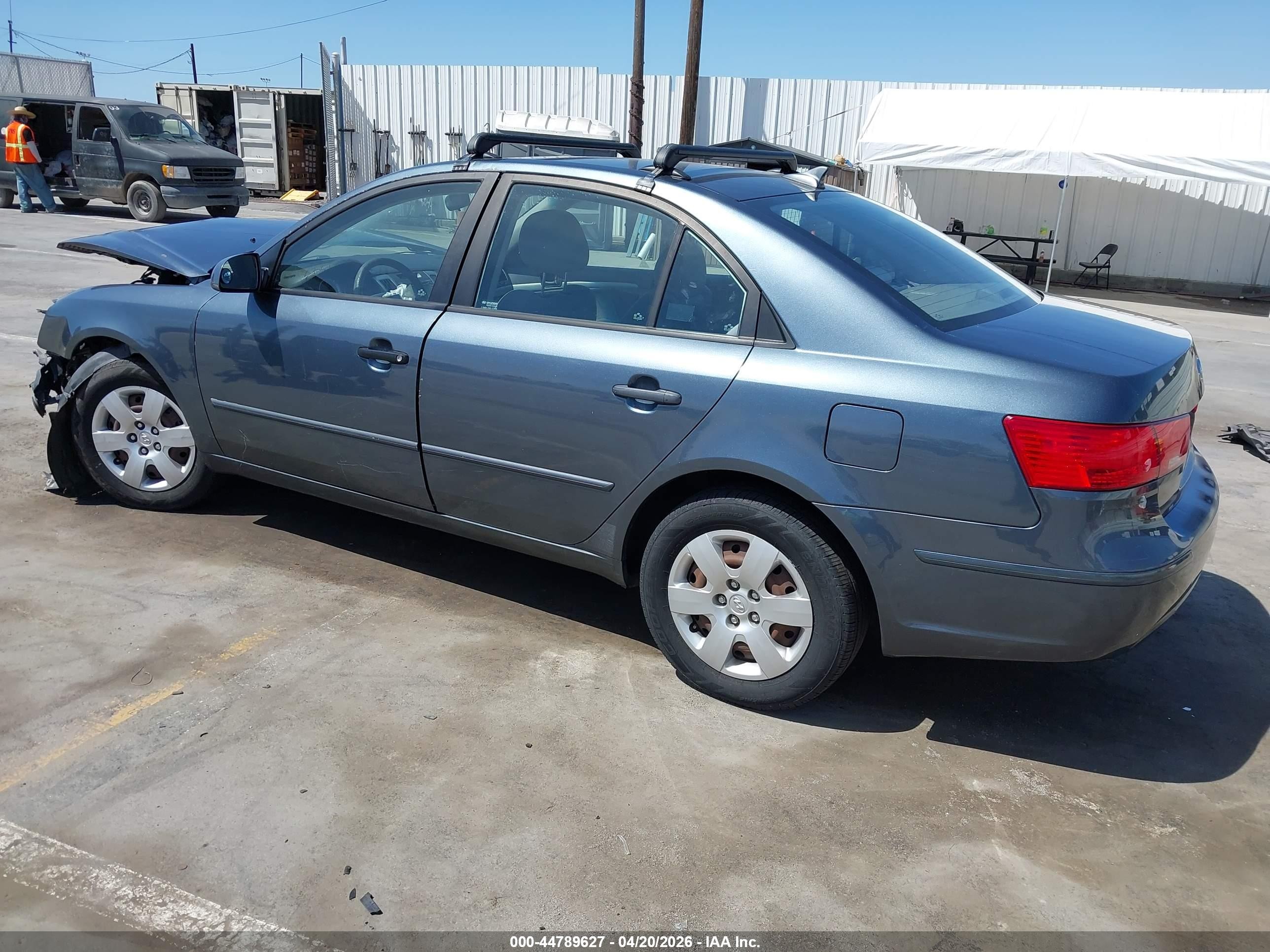 2009 Hyundai Sonata Gls Blue vin: 5NPET46C49H559539