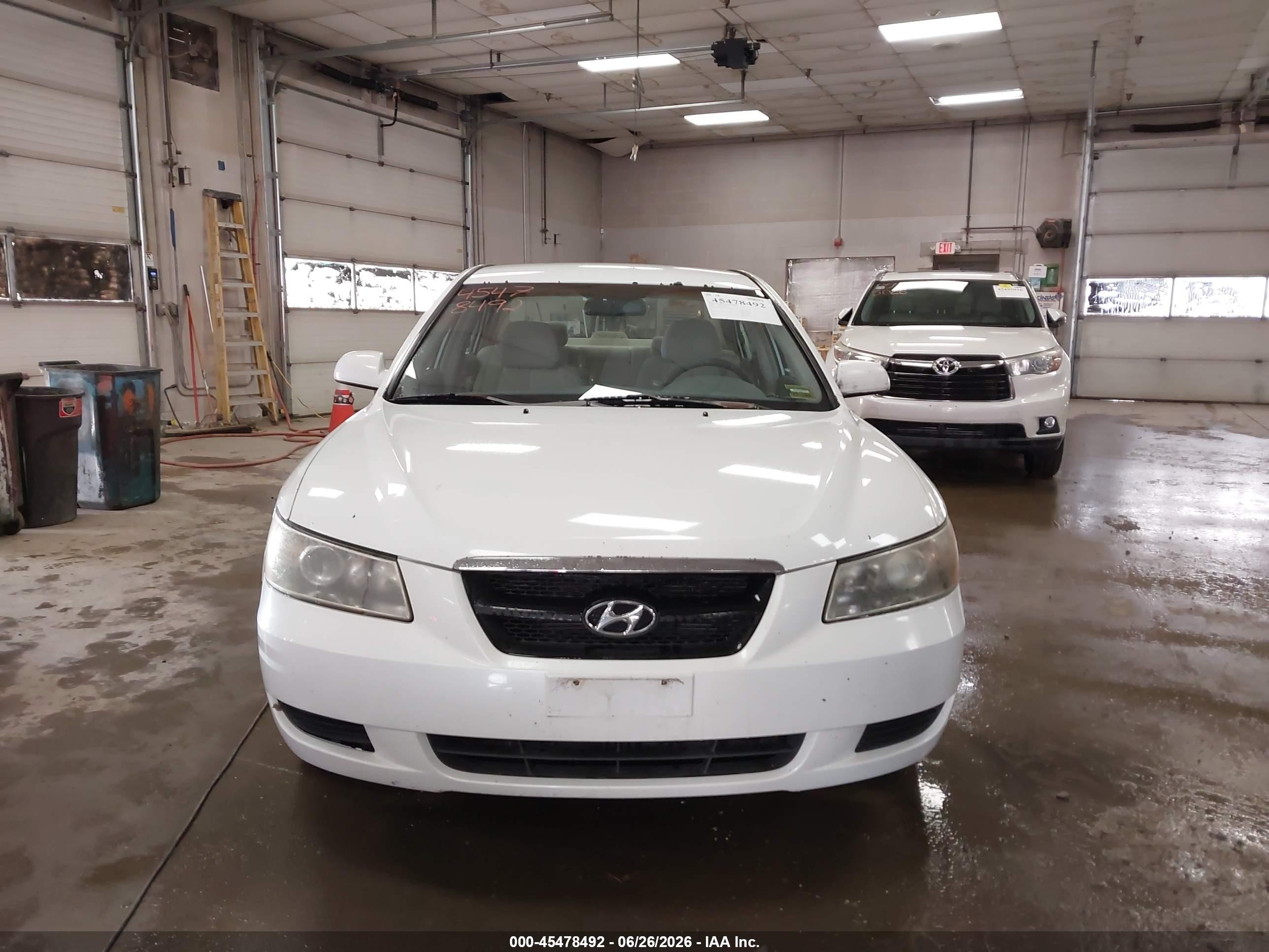 2007 Hyundai Sonata Gls/gls W/xm Белый vin: 5NPET46C57H239143