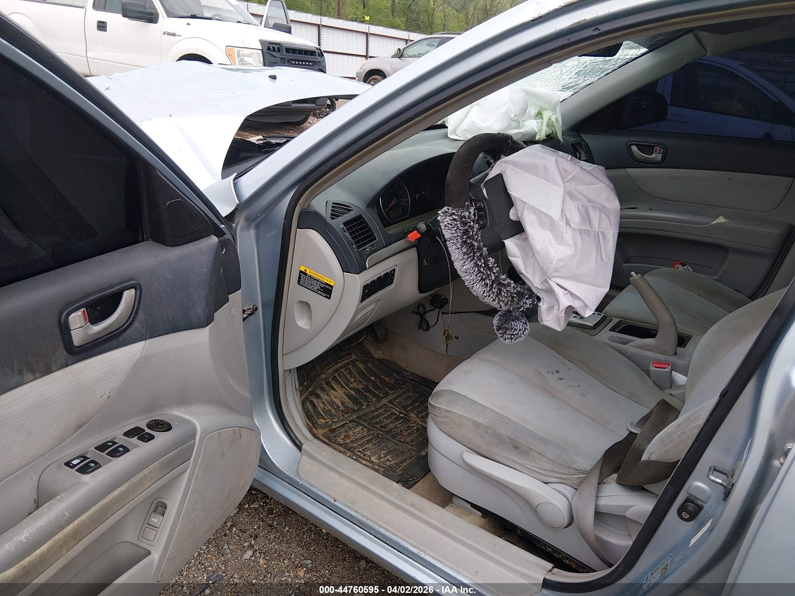 2008 Hyundai Sonata Gls Light Blue vin: 5NPET46C58H301948