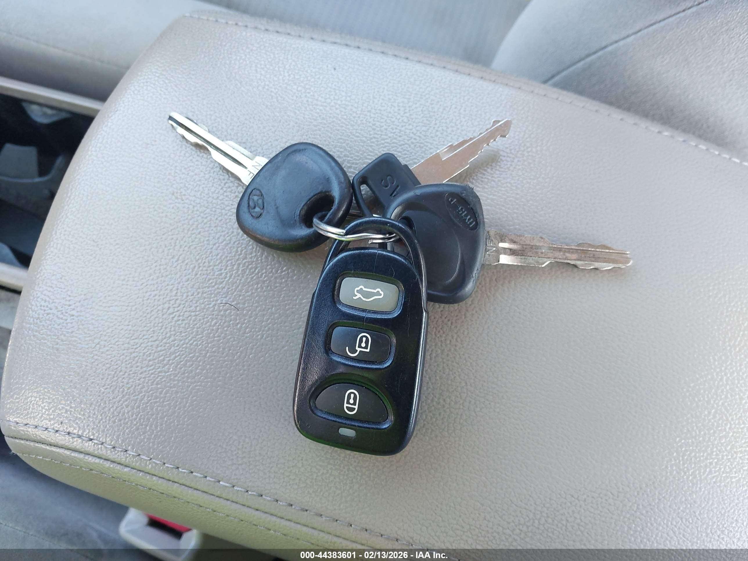 2008 Hyundai Sonata Gls Серый vin: 5NPET46C58H344119