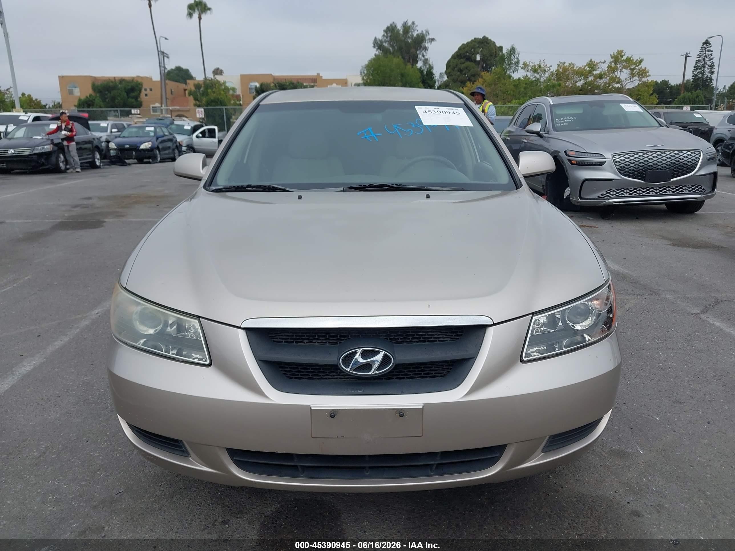 2008 Hyundai Sonata Gls Gold vin: 5NPET46C58H385639