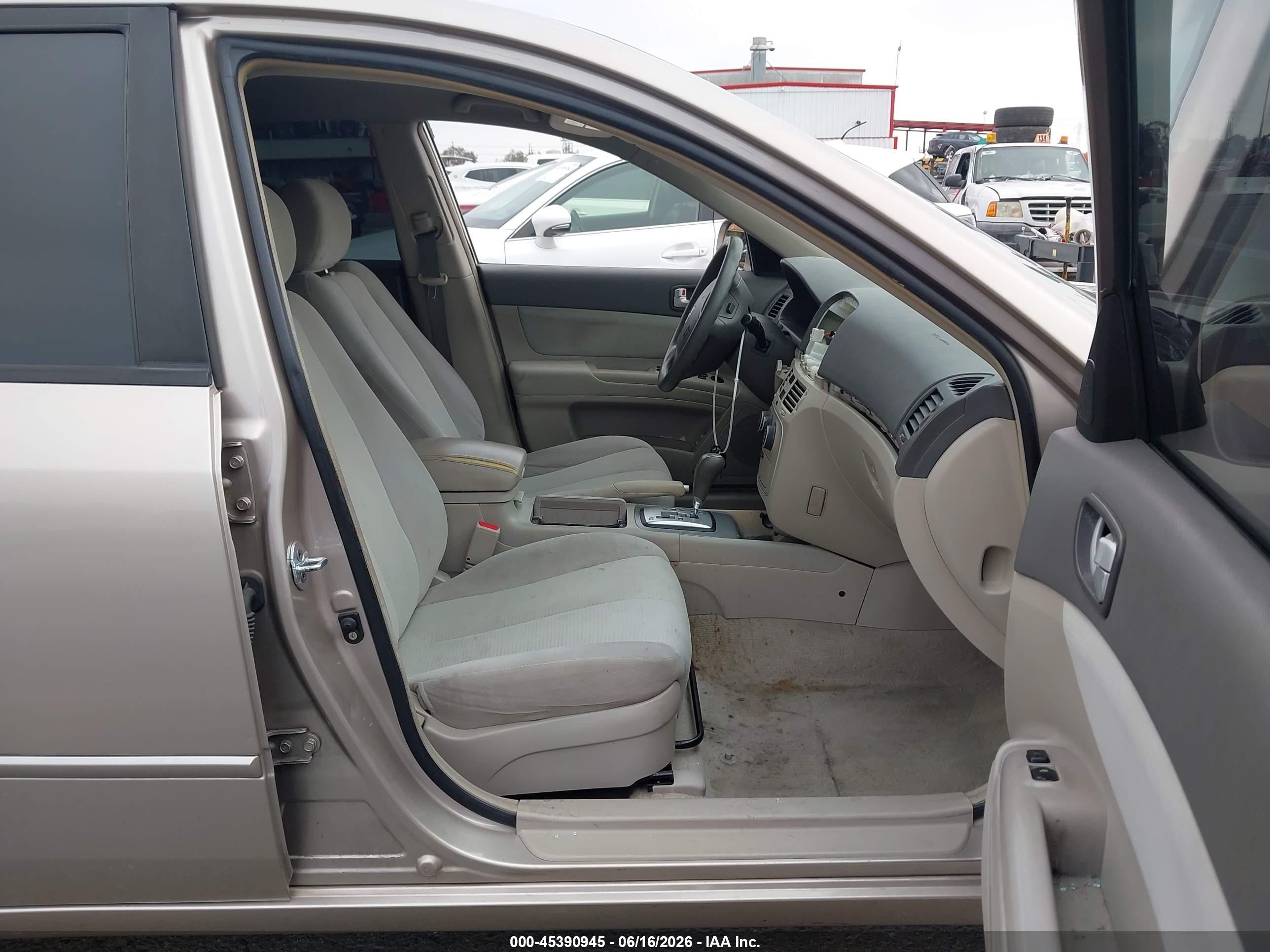 2008 Hyundai Sonata Gls Gold vin: 5NPET46C58H385639