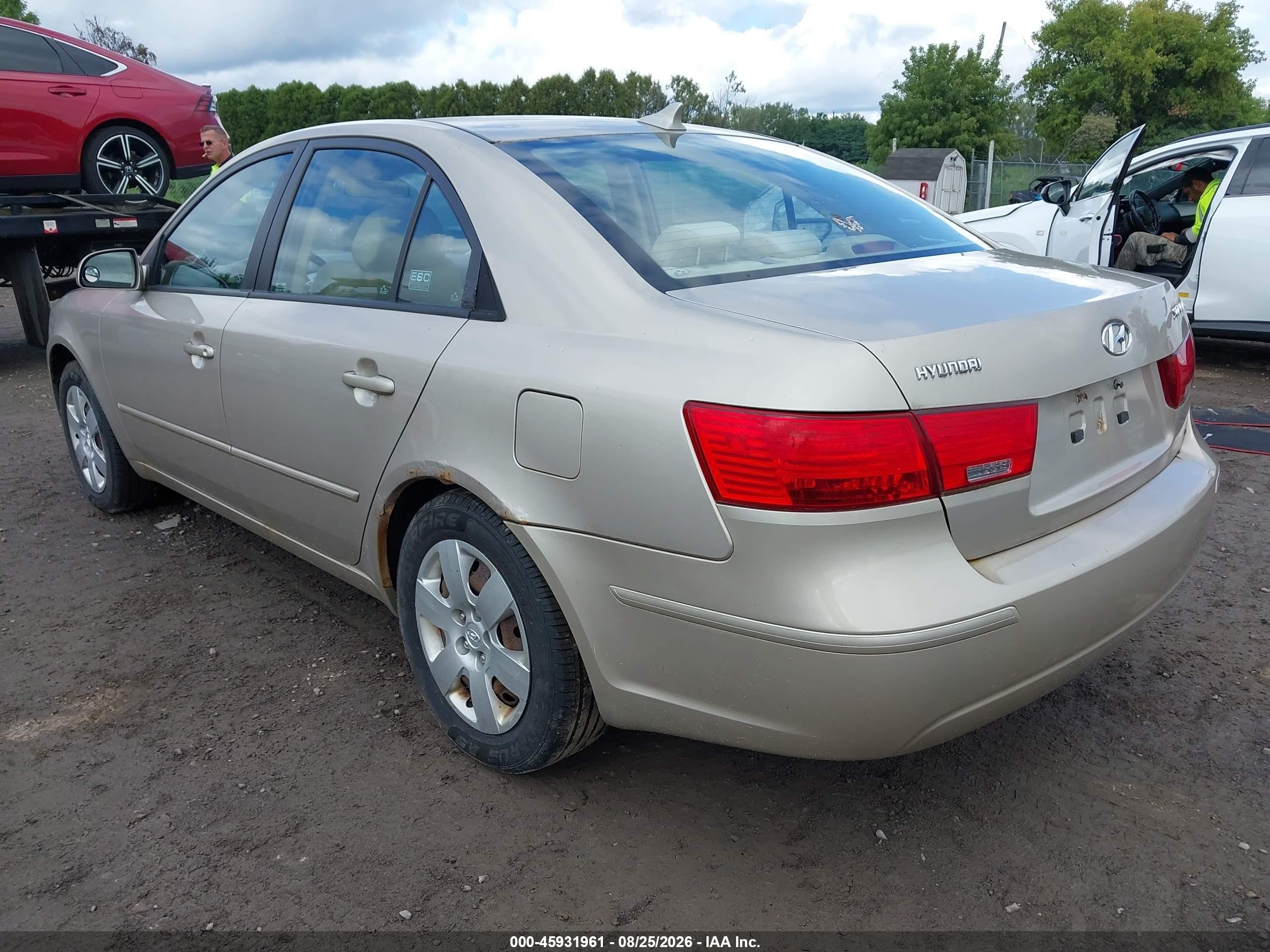 2009 Hyundai Sonata Gls Золотой vin: 5NPET46C59H424165
