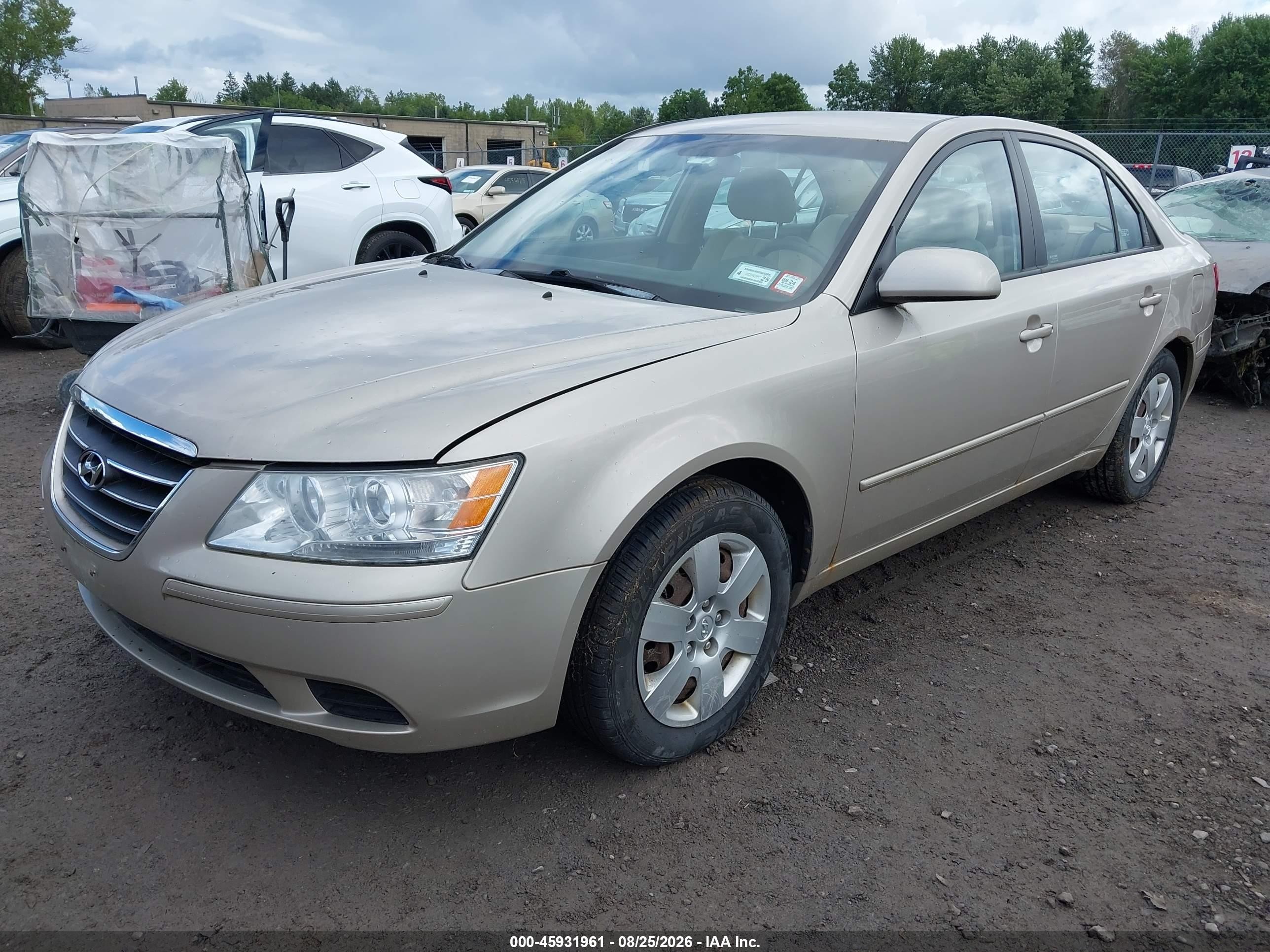 2009 Hyundai Sonata Gls Золотой vin: 5NPET46C59H424165