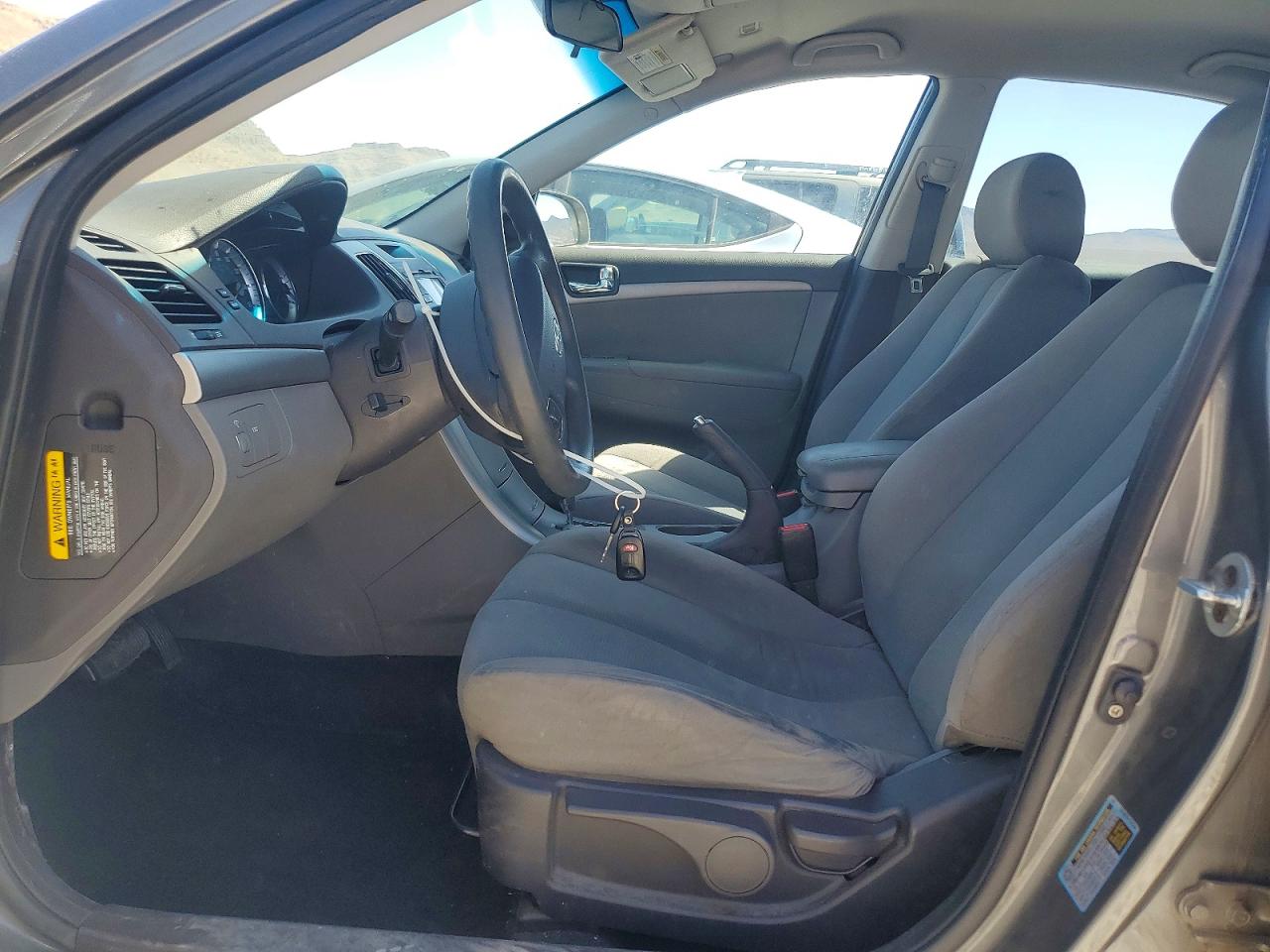 2009 Hyun Sonata Gray vin: 5NPET46C59H424716