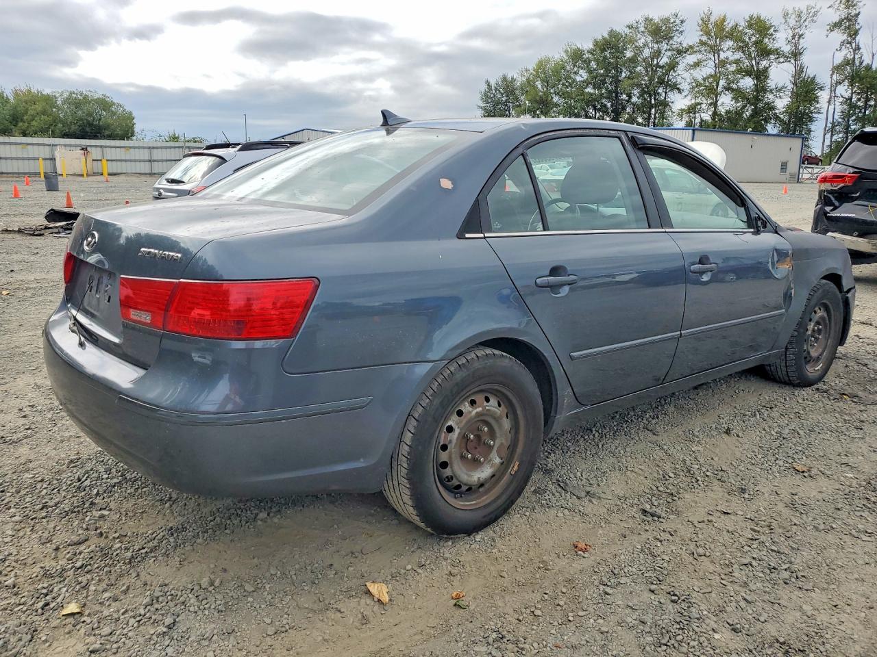 2009 Hyundai Sonata Gls Blue vin: 5NPET46C59H445355