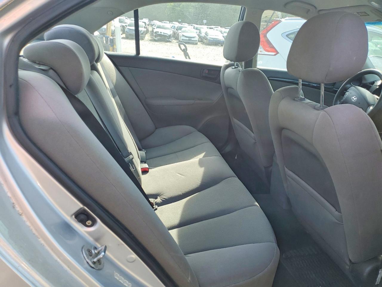 2009 Hyundai Sonata Gls Silver vin: 5NPET46C59H525397