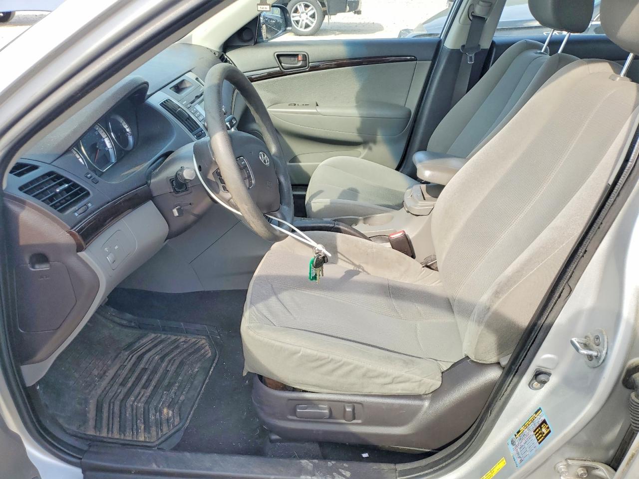 2009 Hyundai Sonata Gls Silver vin: 5NPET46C59H525397