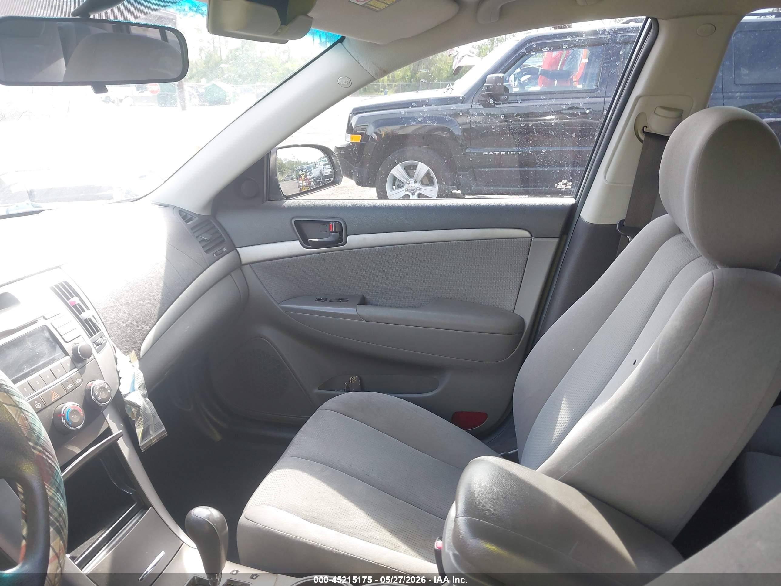 2009 Hyundai Sonata Gls Gray vin: 5NPET46C59H537145