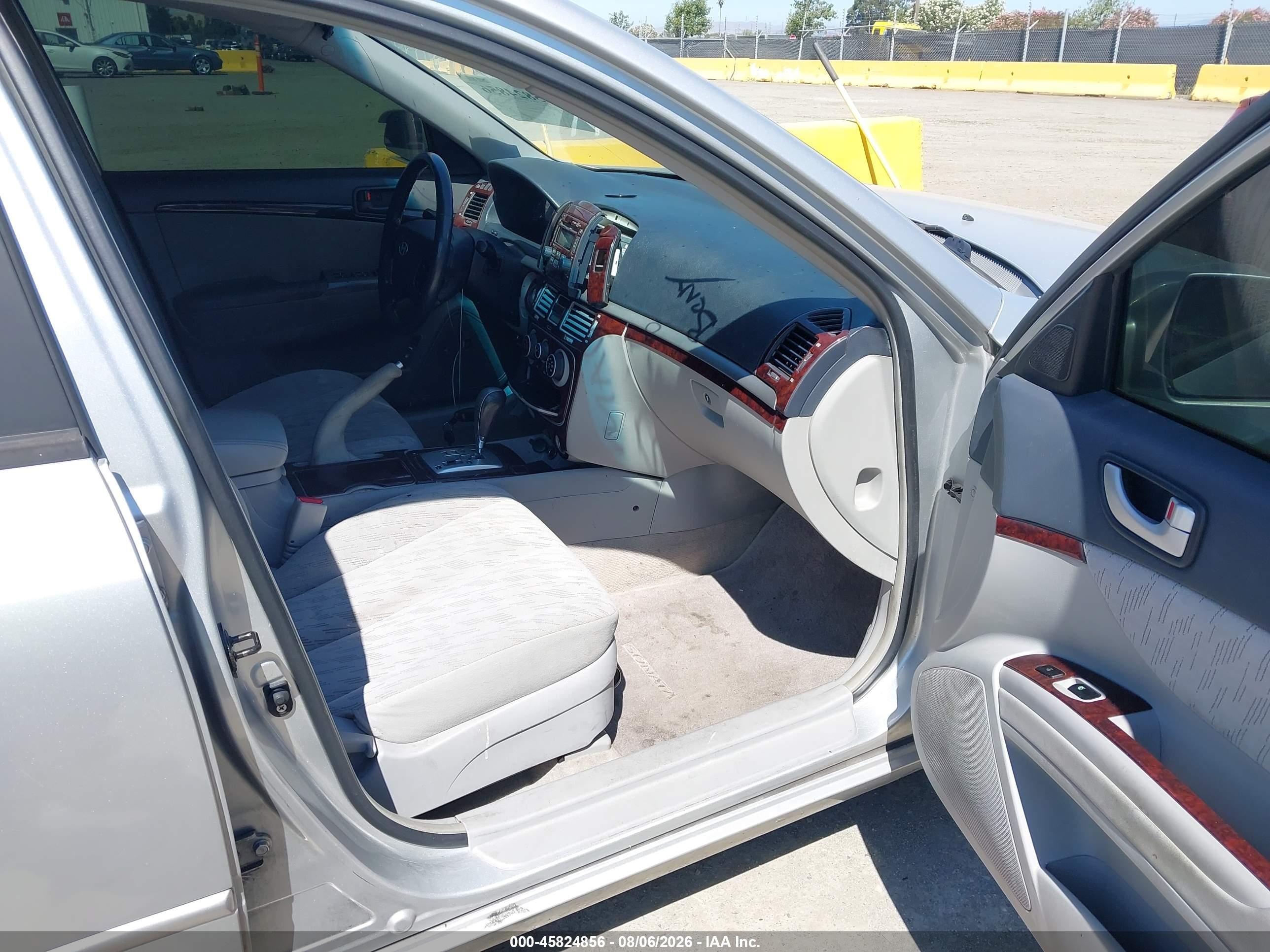 2007 Hyundai Sonata Gls Silver vin: 5NPET46C67H209052
