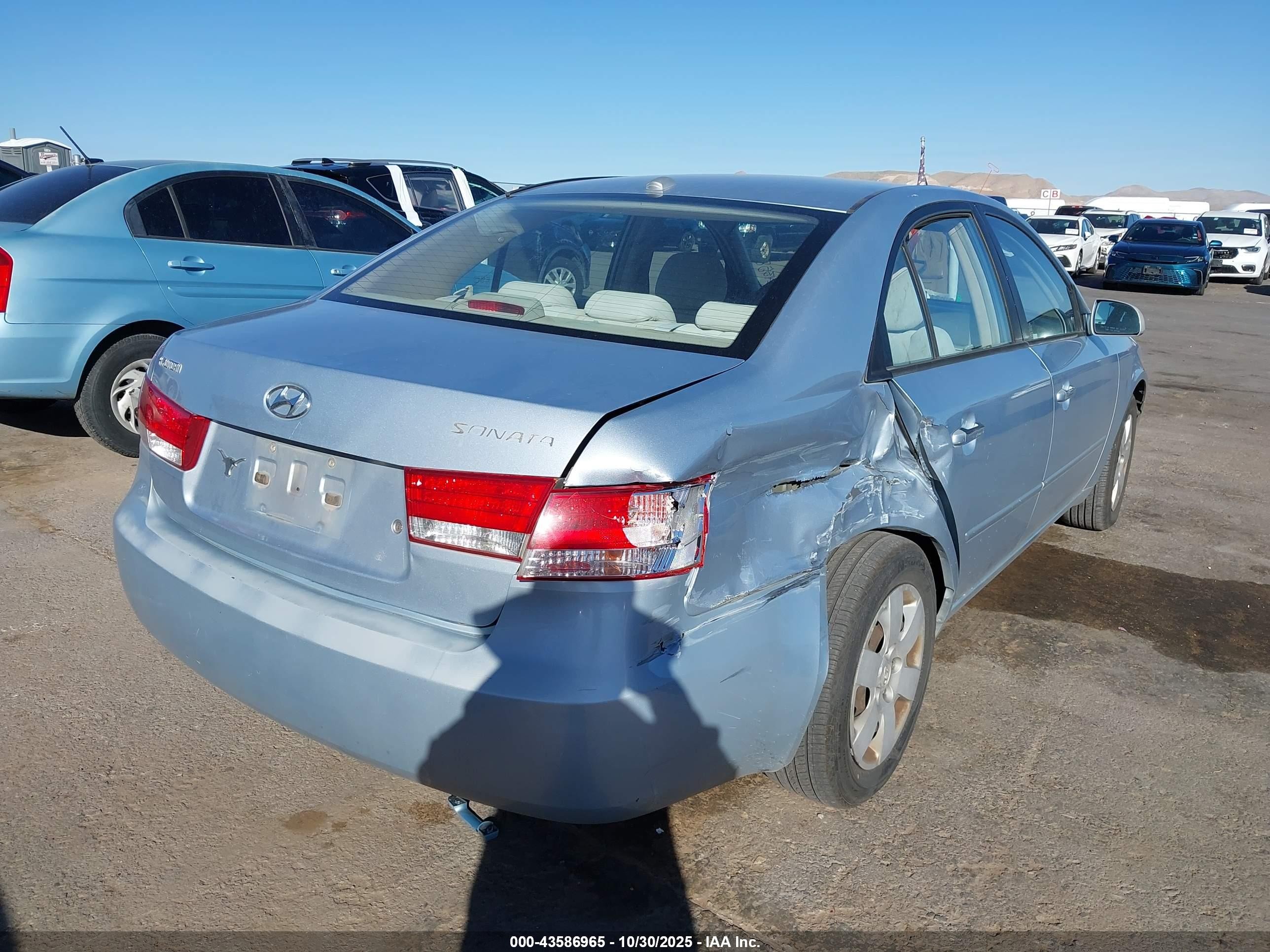 2008 Hyundai Sonata Gls Light Blue vin: 5NPET46C68H304017