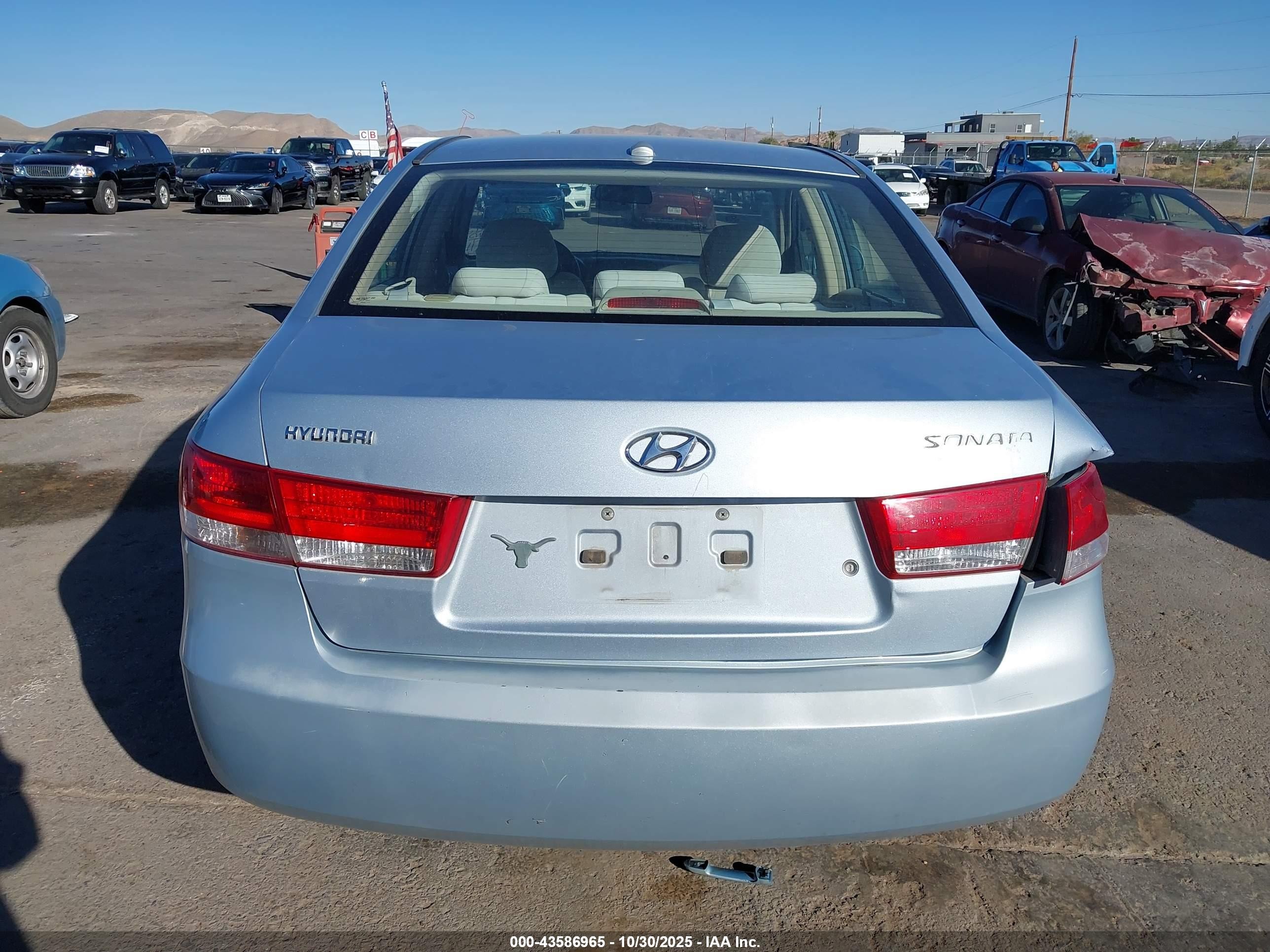 2008 Hyundai Sonata Gls Light Blue vin: 5NPET46C68H304017