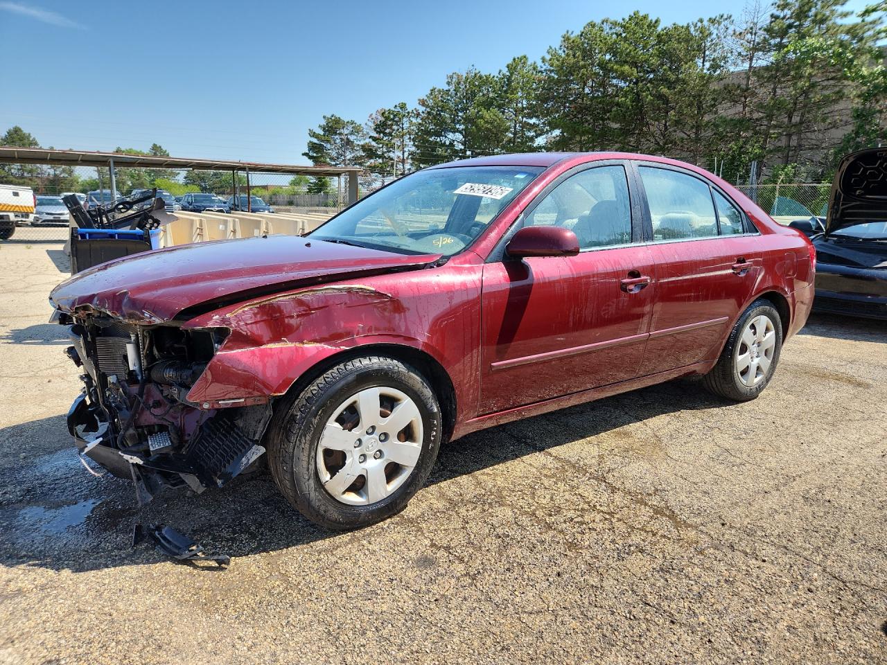 2008 Hyundai Sonata Gls Red vin: 5NPET46C68H309606 Damage: Left Head Lamp, Broken, Replacement Required