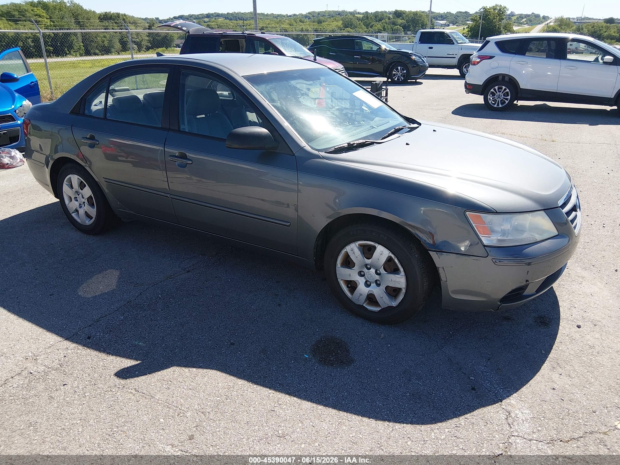 2009 Hyundai Sonata Gls Серый vin: 5NPET46C69H428855