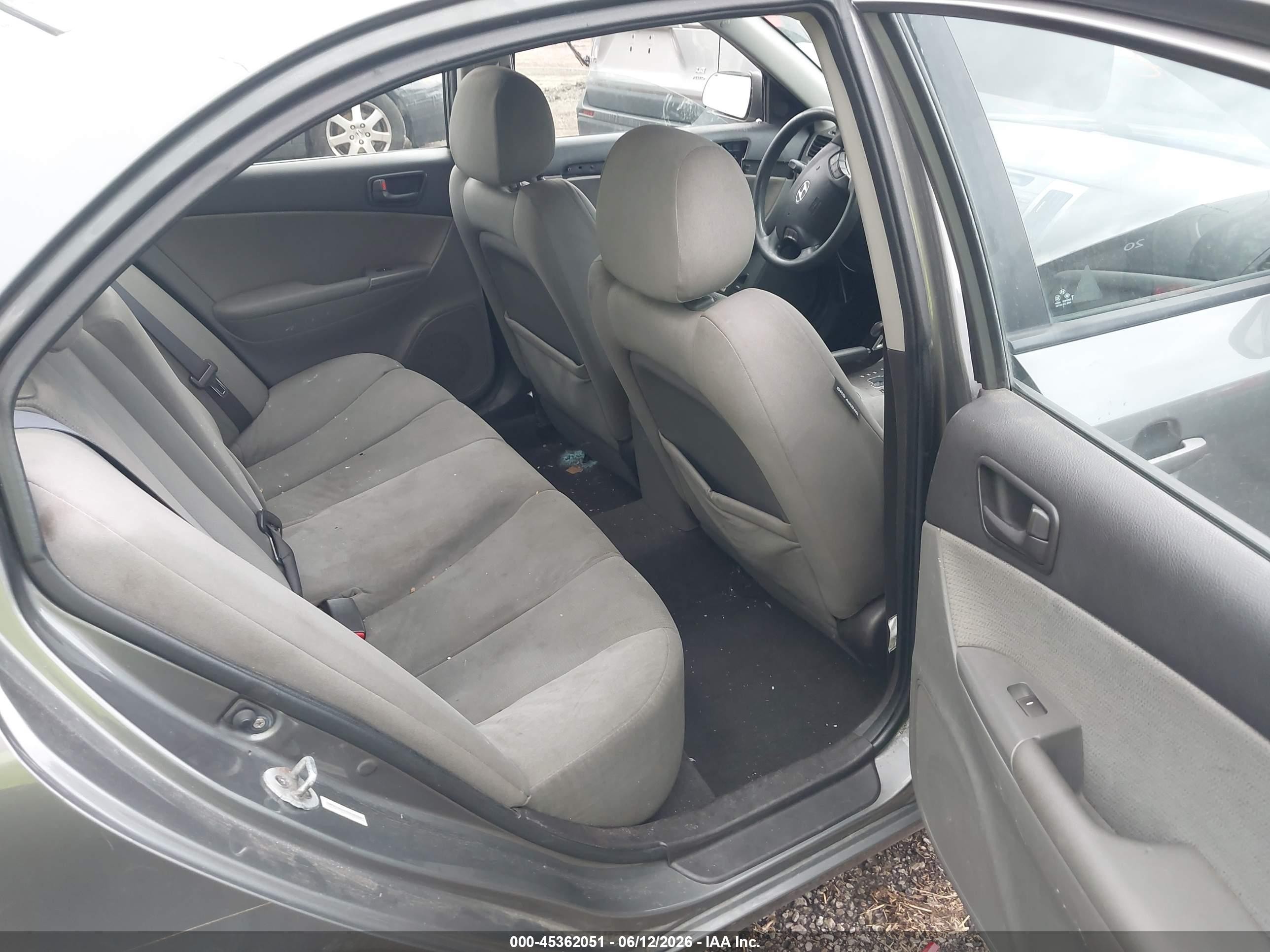 2009 Hyundai Sonata Gls Gray vin: 5NPET46C69H438236
