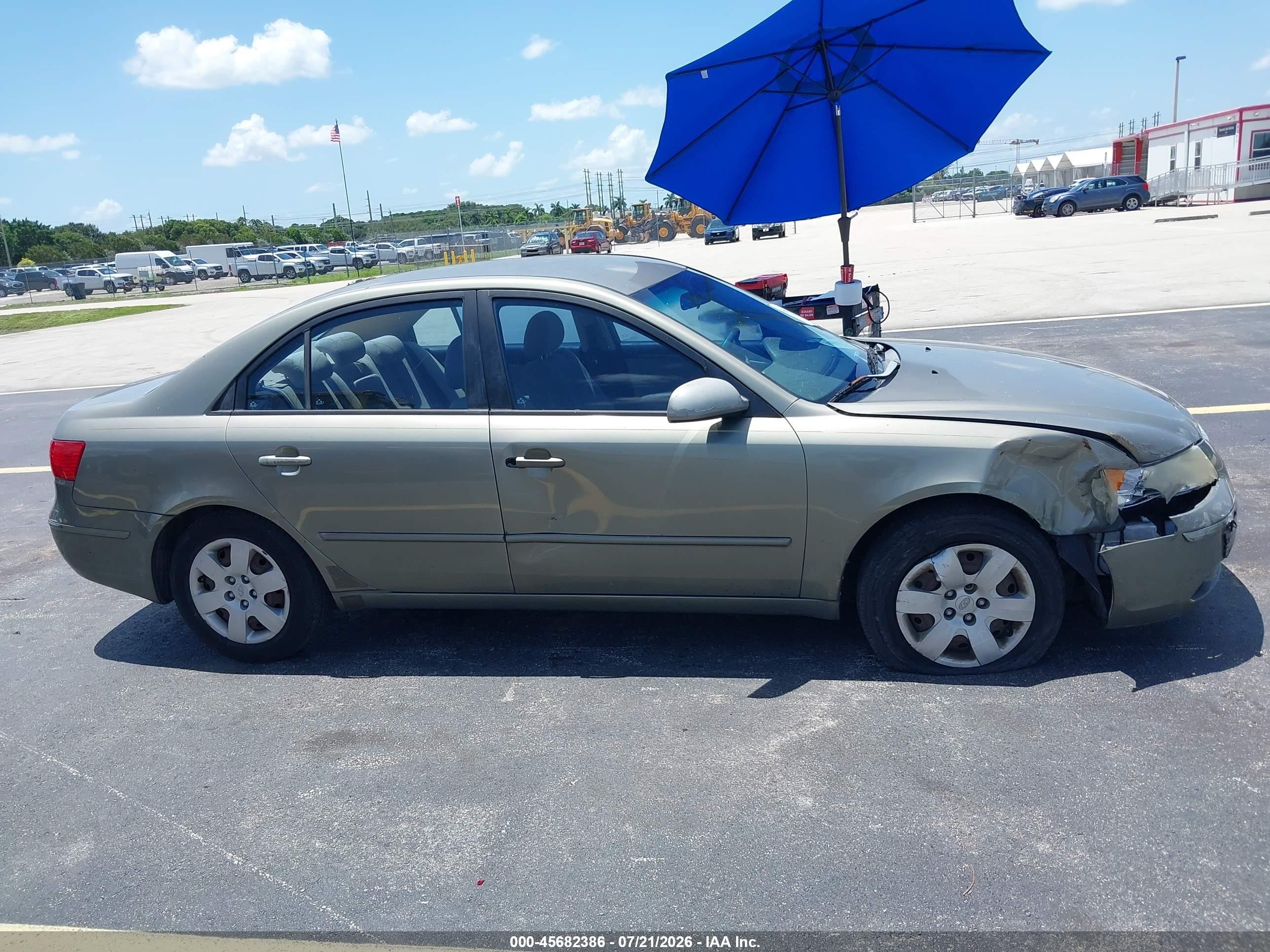 2009 Hyundai Sonata Gls Gold vin: 5NPET46C69H438608