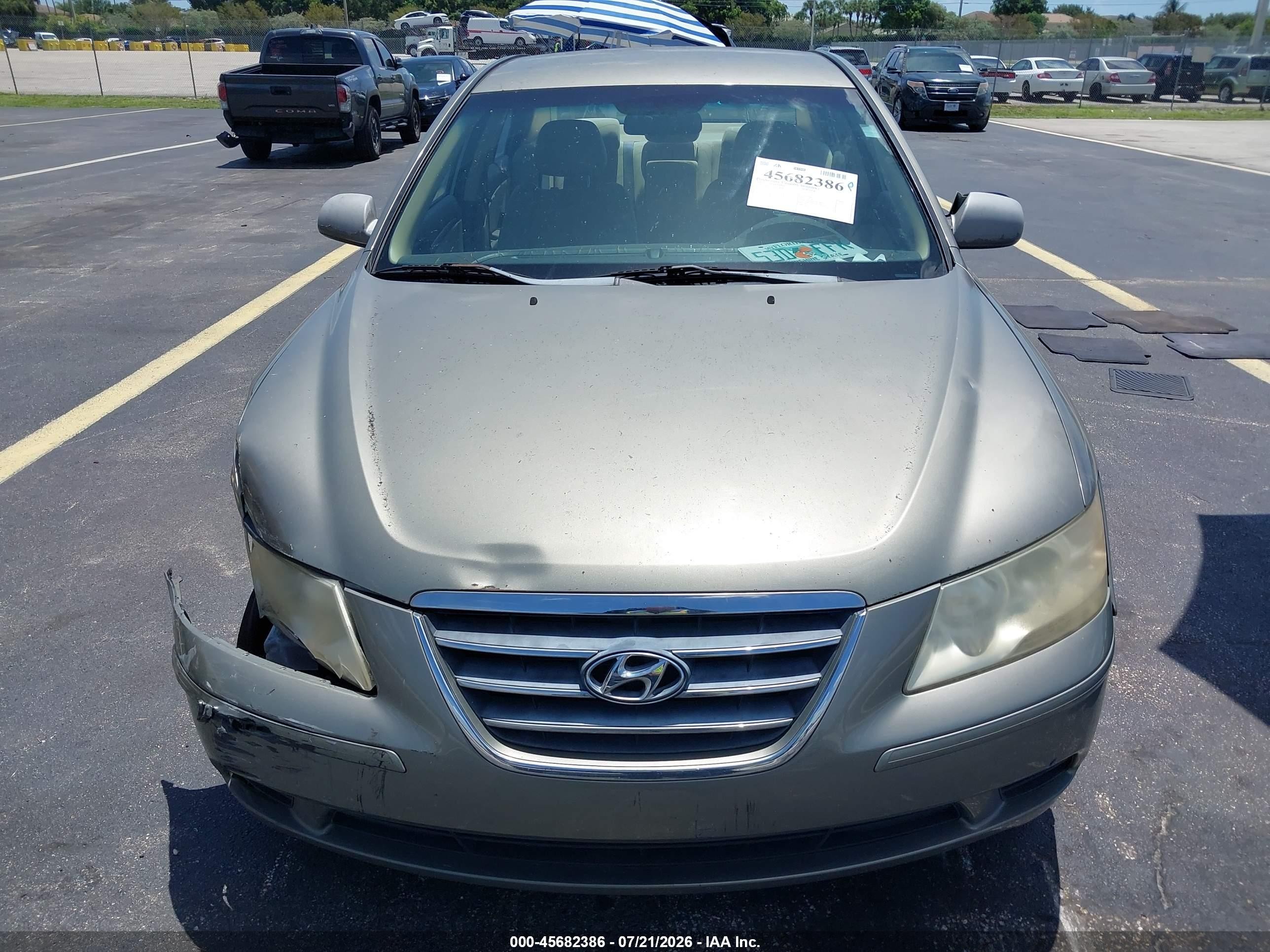 2009 Hyundai Sonata Gls Gold vin: 5NPET46C69H438608