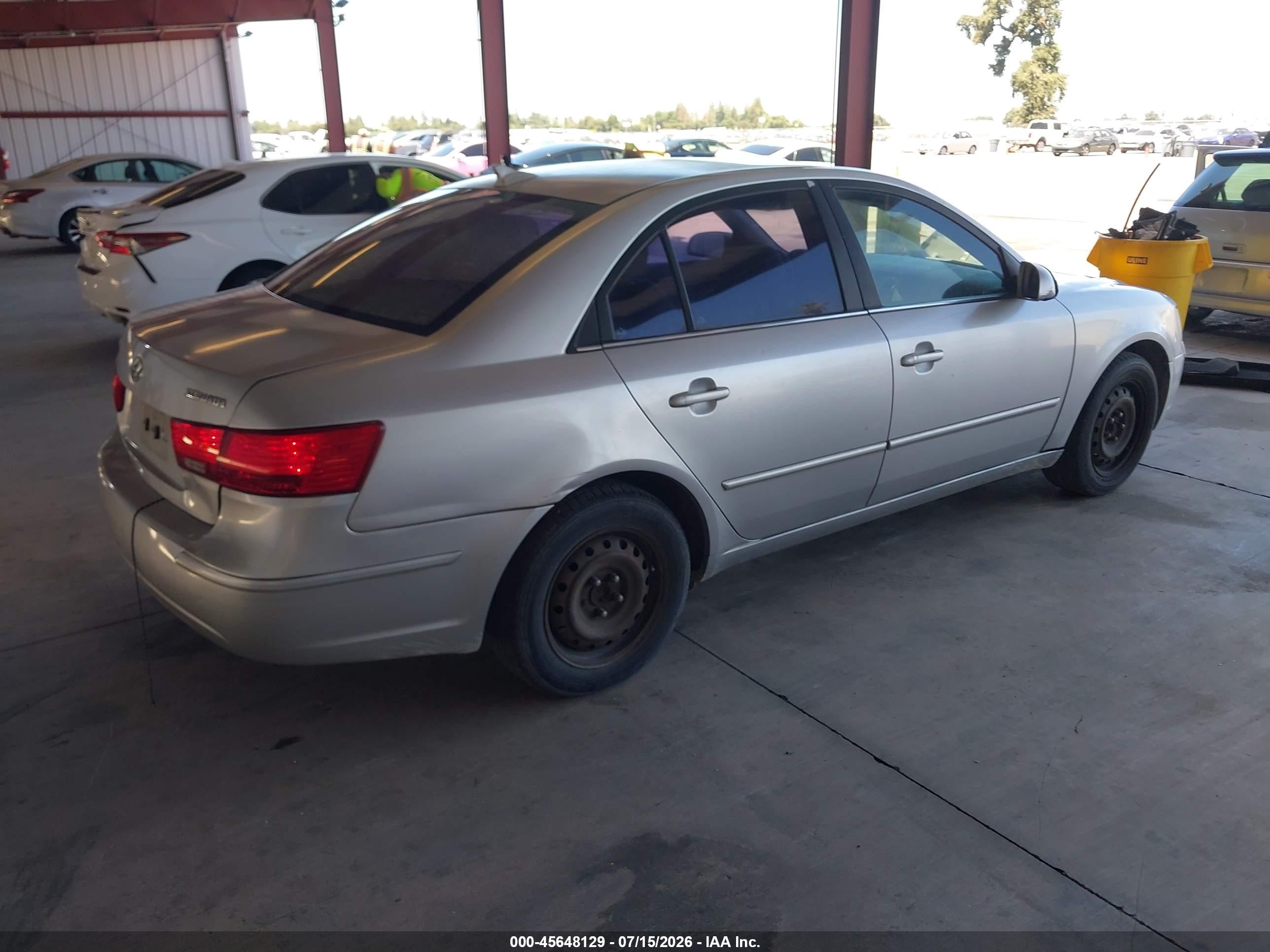 2009 Hyundai Sonata Gls Silver vin: 5NPET46C69H442576