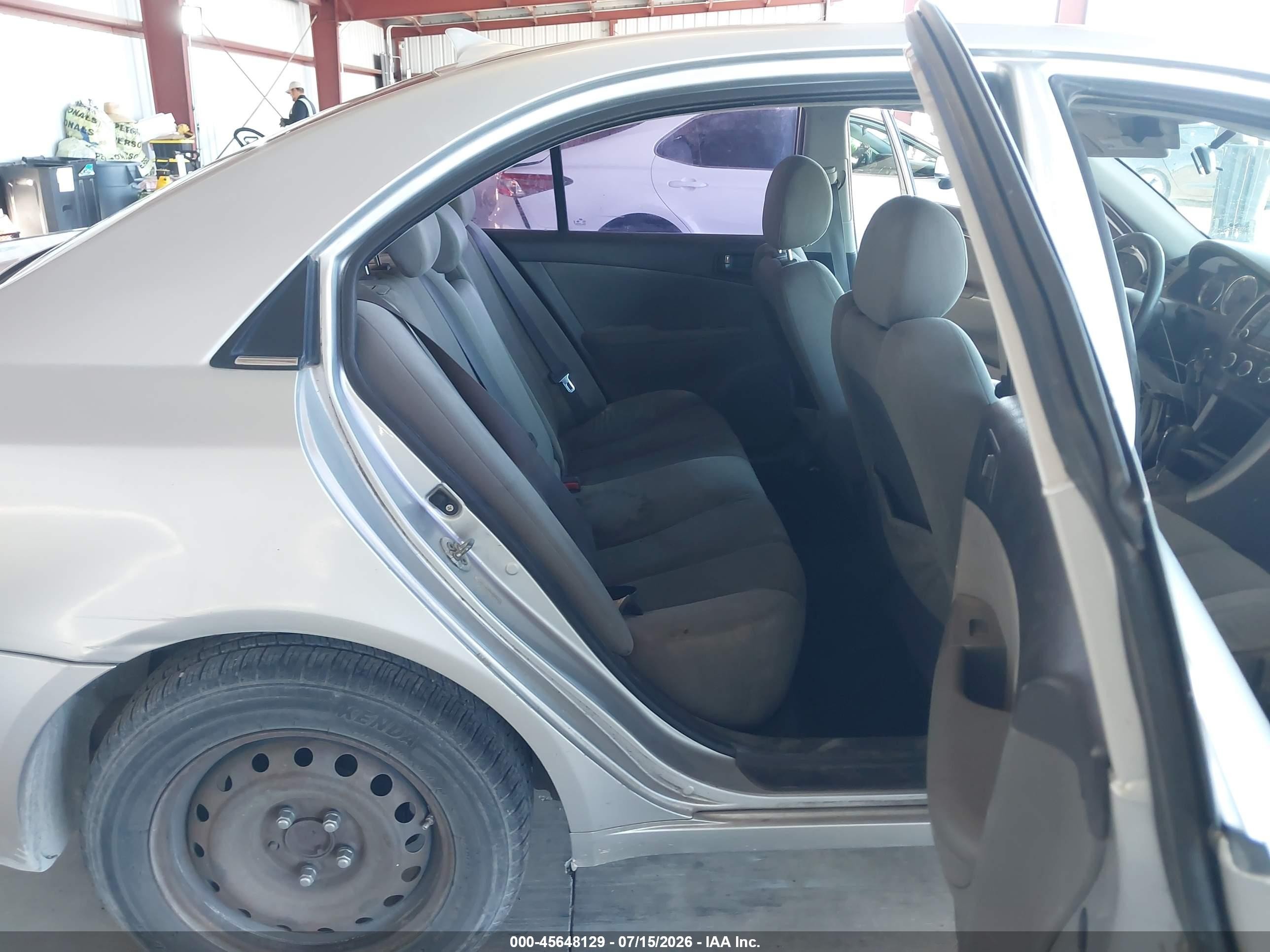 2009 Hyundai Sonata Gls Silver vin: 5NPET46C69H442576