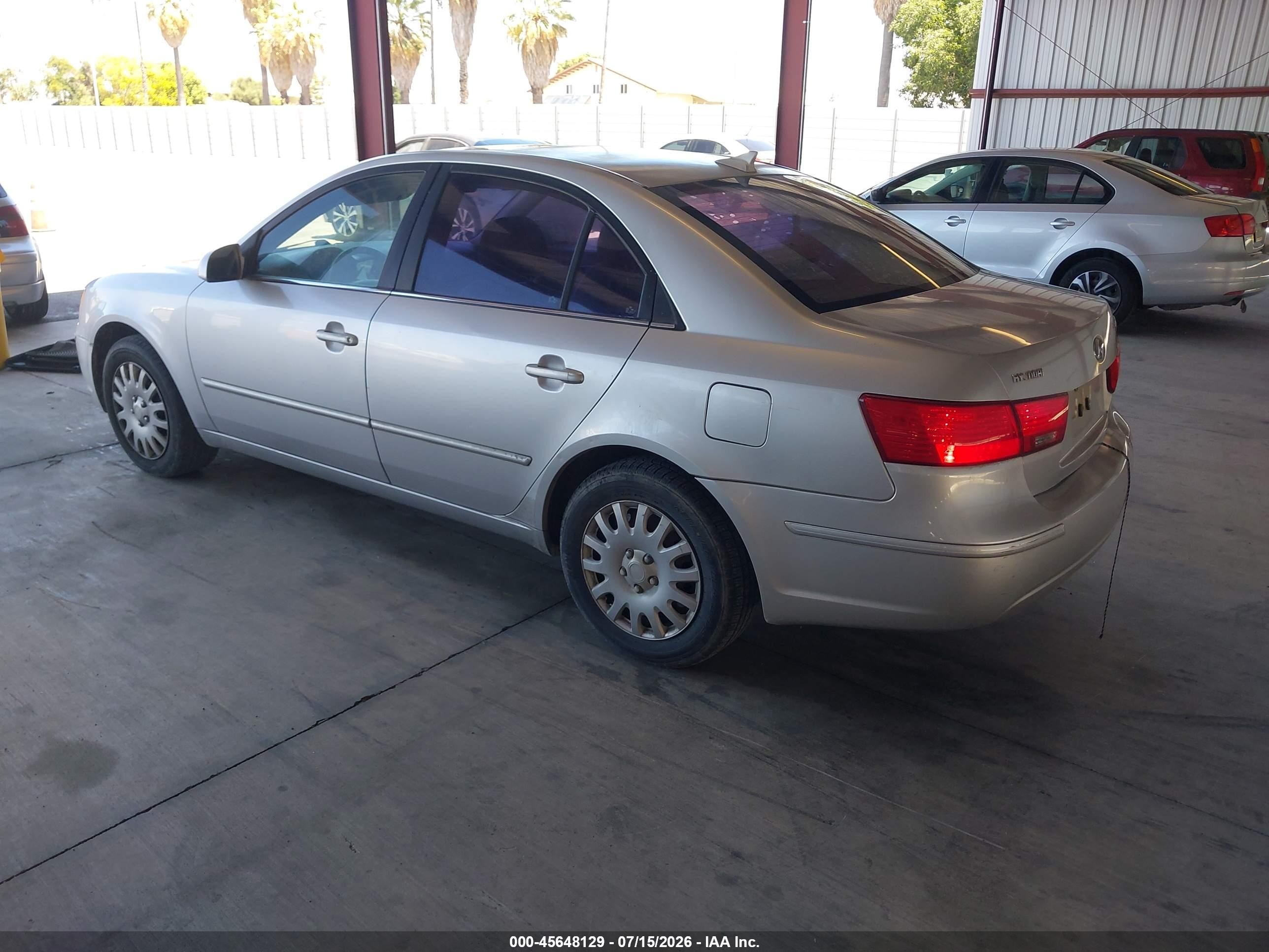 2009 Hyundai Sonata Gls Silver vin: 5NPET46C69H442576