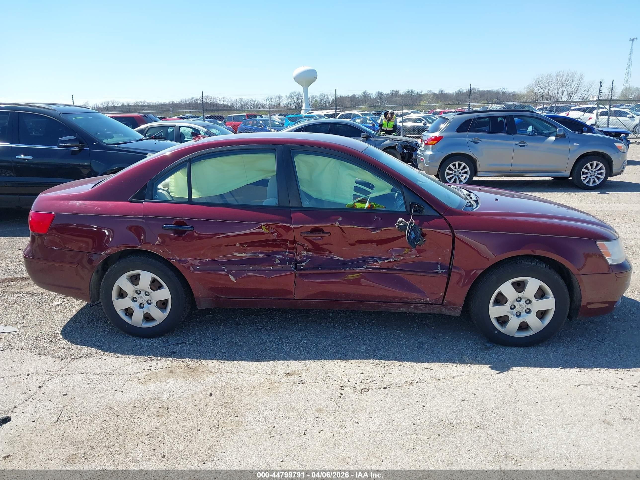 2009 Hyundai Sonata Gls Maroon vin: 5NPET46C69H444716