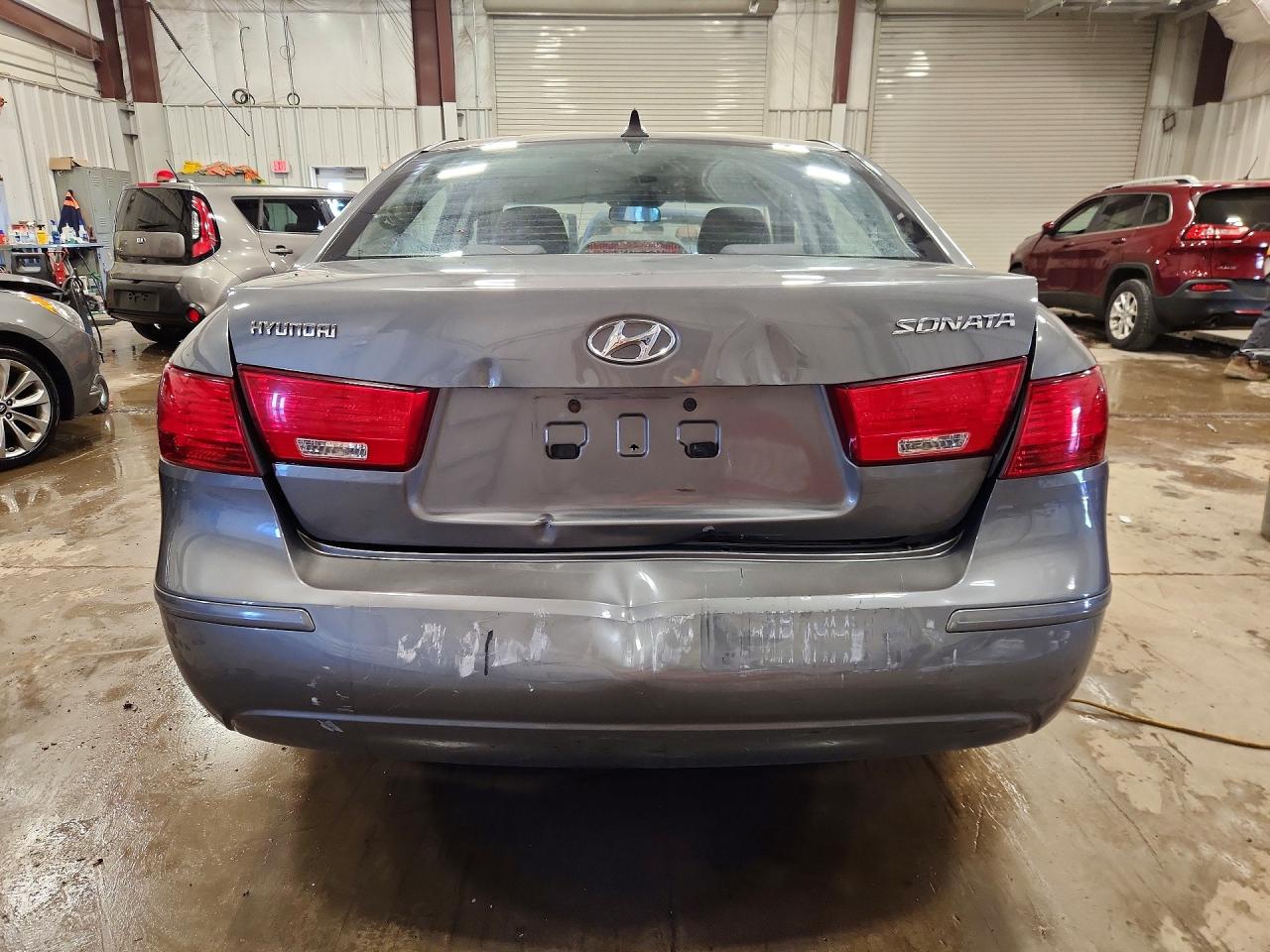 2009 Hyundai Sonata Gls Серый vin: 5NPET46C69H494340