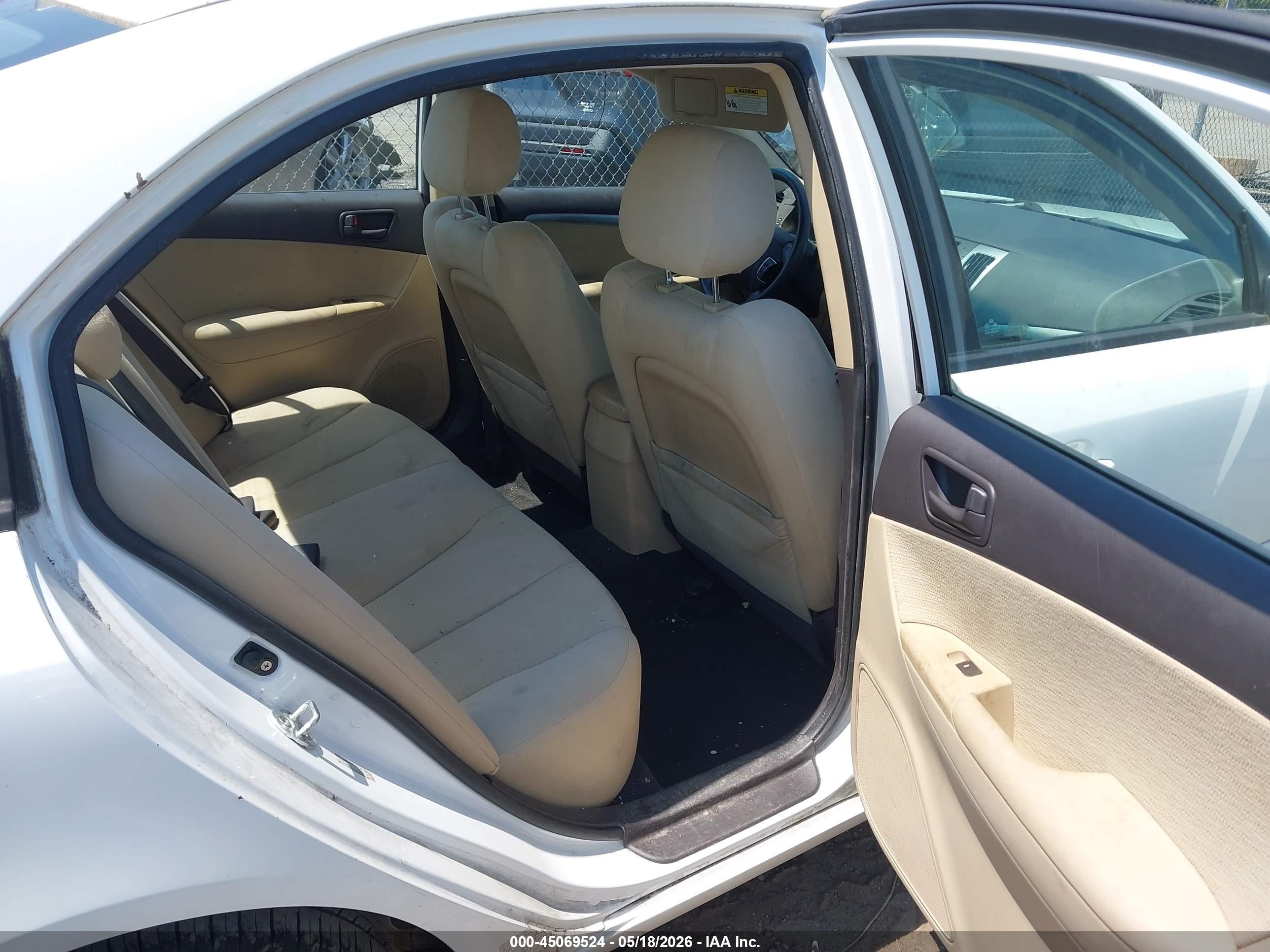 2009 Hyundai Sonata Gls Белый vin: 5NPET46C69H499344