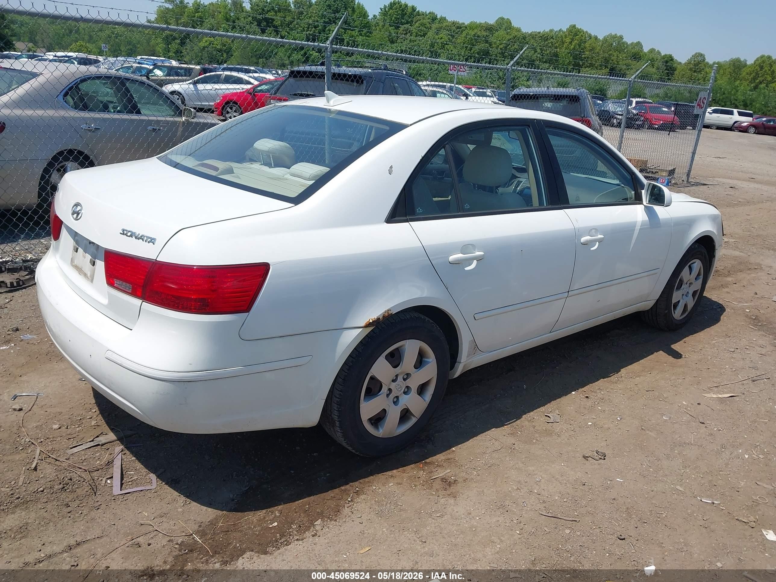 2009 Hyundai Sonata Gls Белый vin: 5NPET46C69H499344