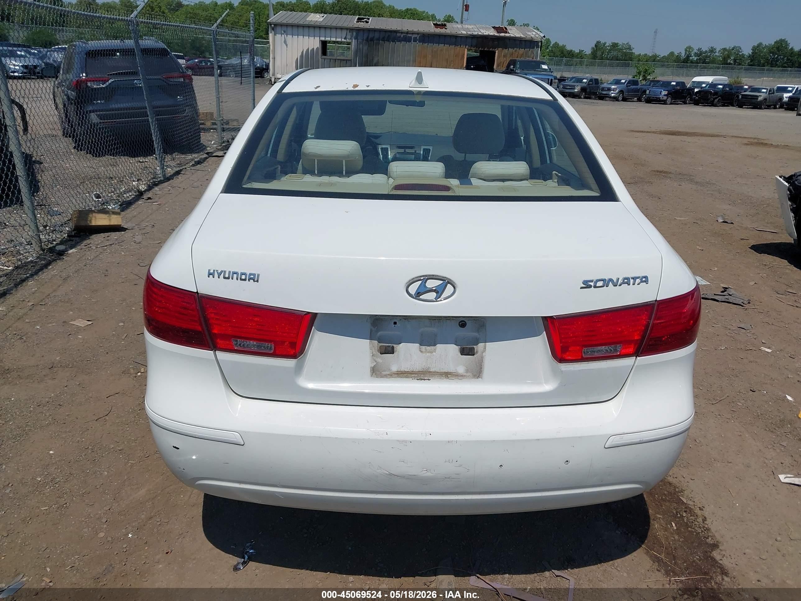 2009 Hyundai Sonata Gls Белый vin: 5NPET46C69H499344