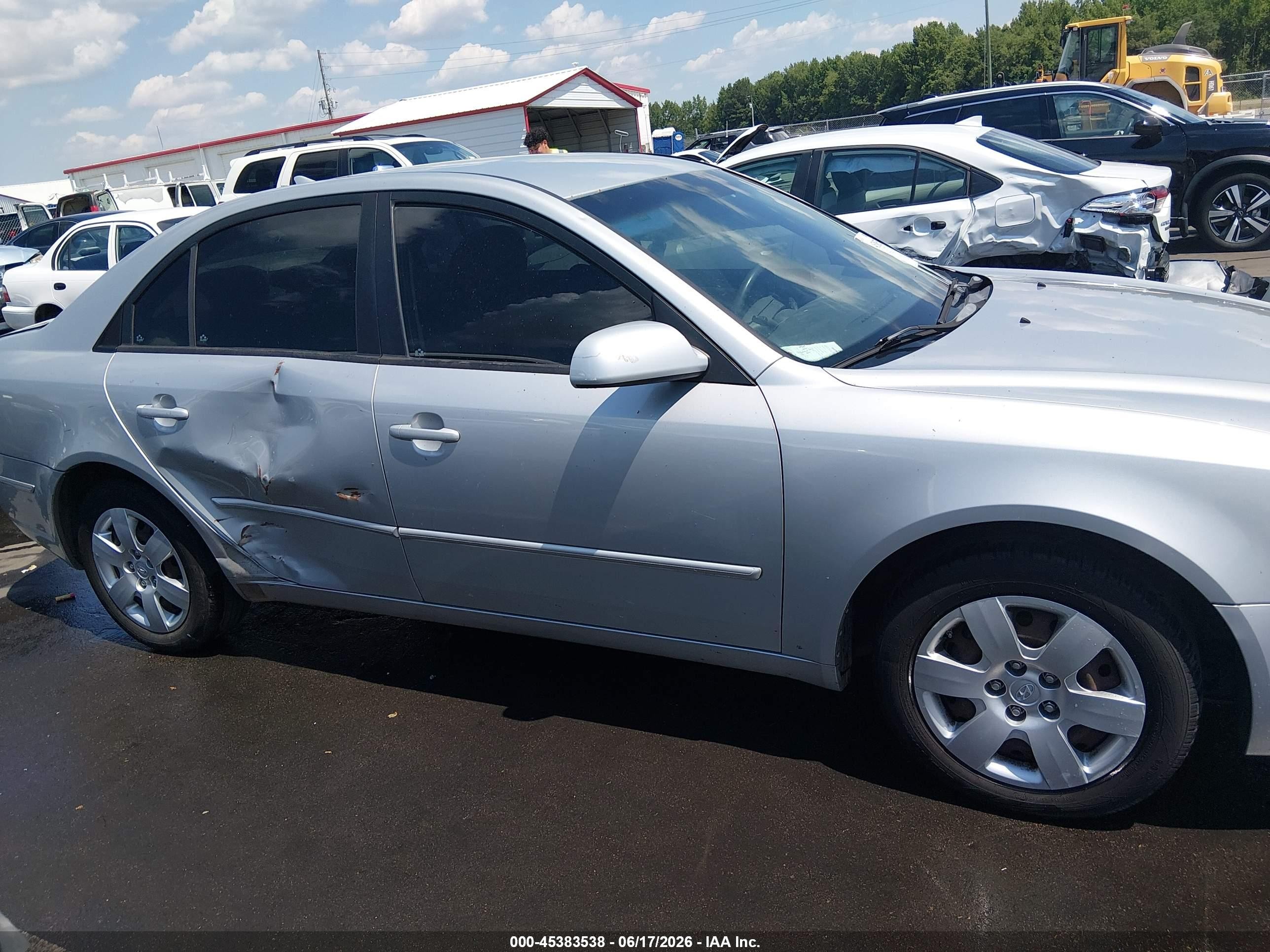 2009 Hyundai Sonata Gls Silver vin: 5NPET46C69H554682
