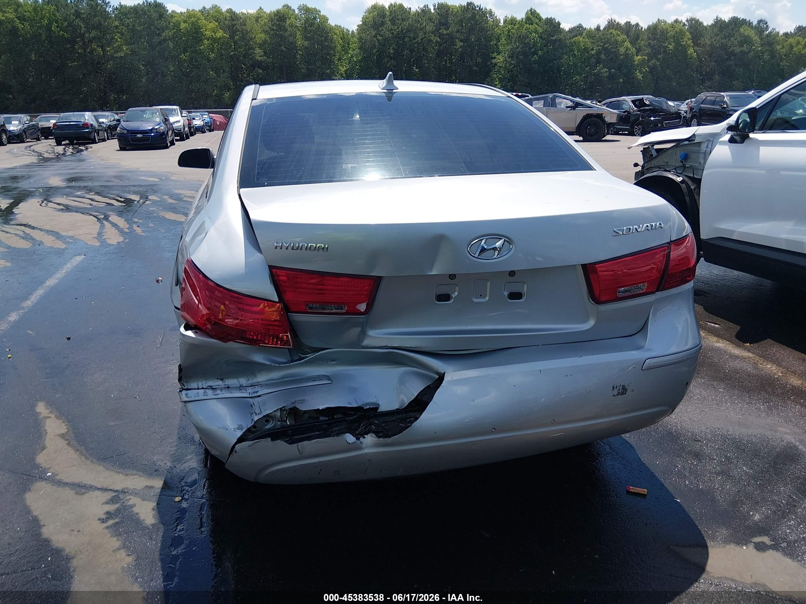 2009 Hyundai Sonata Gls Silver vin: 5NPET46C69H554682