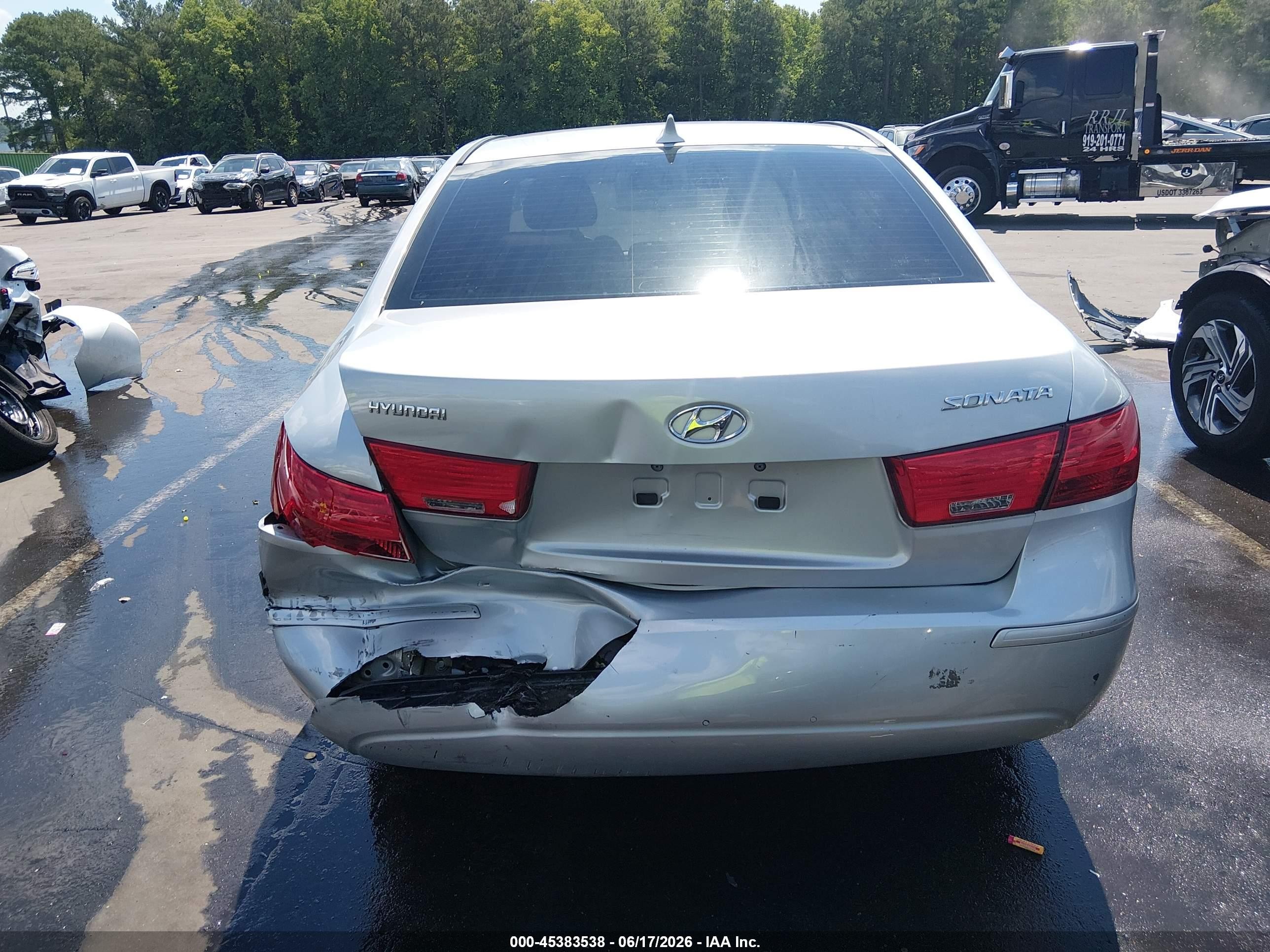 2009 Hyundai Sonata Gls Silver vin: 5NPET46C69H554682