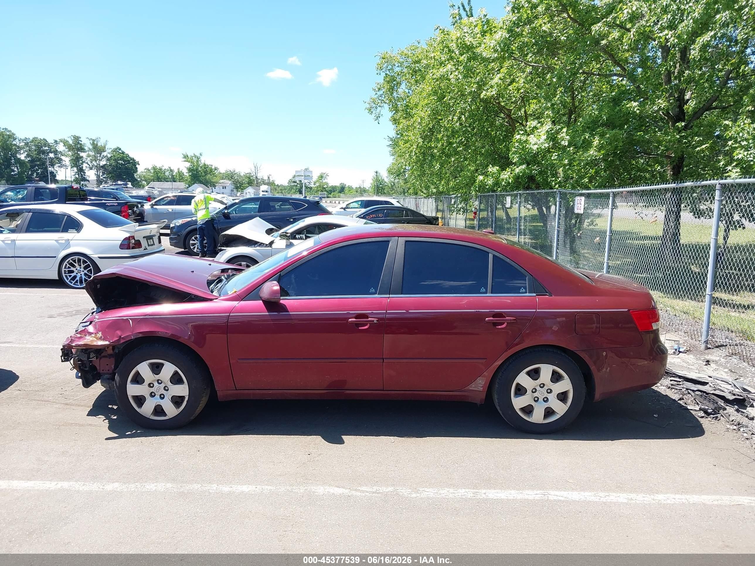 2008 Hyundai Sonata Gls Burgundy vin: 5NPET46C78H301627