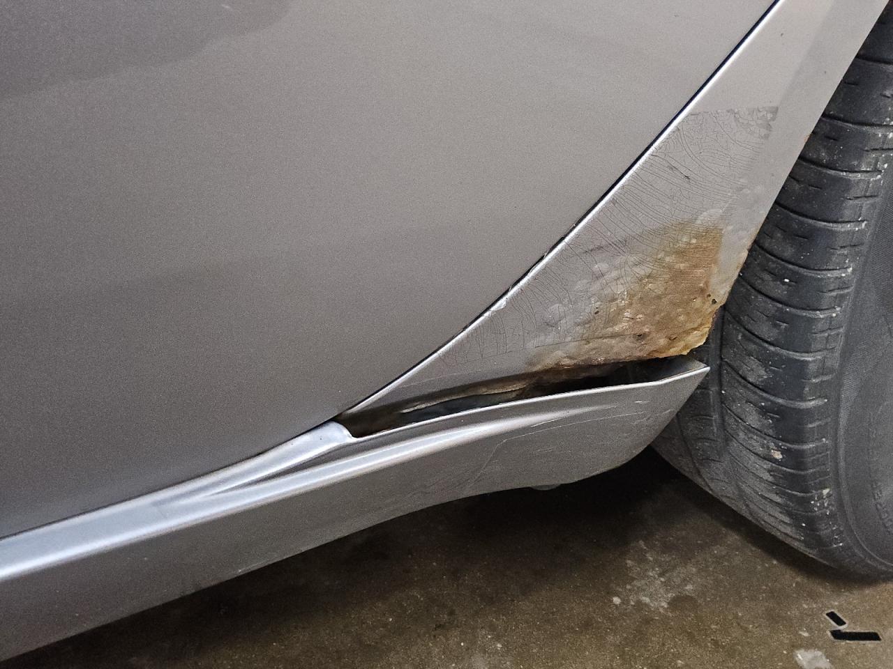 2008 Hyundai Sonata Gls Gray vin: 5NPET46C78H303264 Damage: Left Rocker Panel, Corrosion, Severe Damage