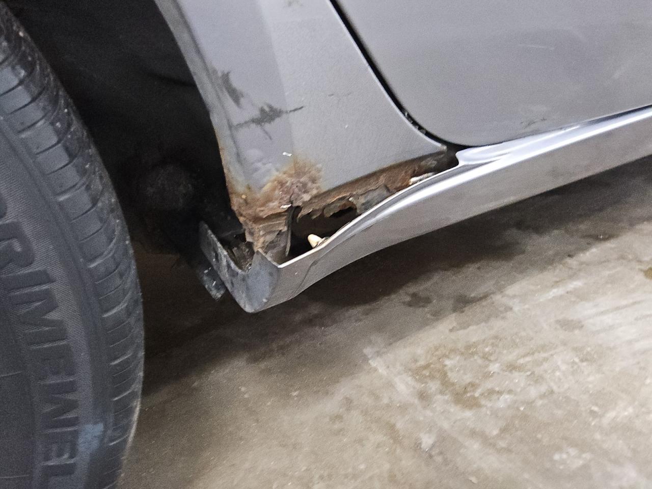 2008 Hyundai Sonata Gls Gray vin: 5NPET46C78H303264 Damage: Right Rocker Panel, Corrosion, Severe Damage