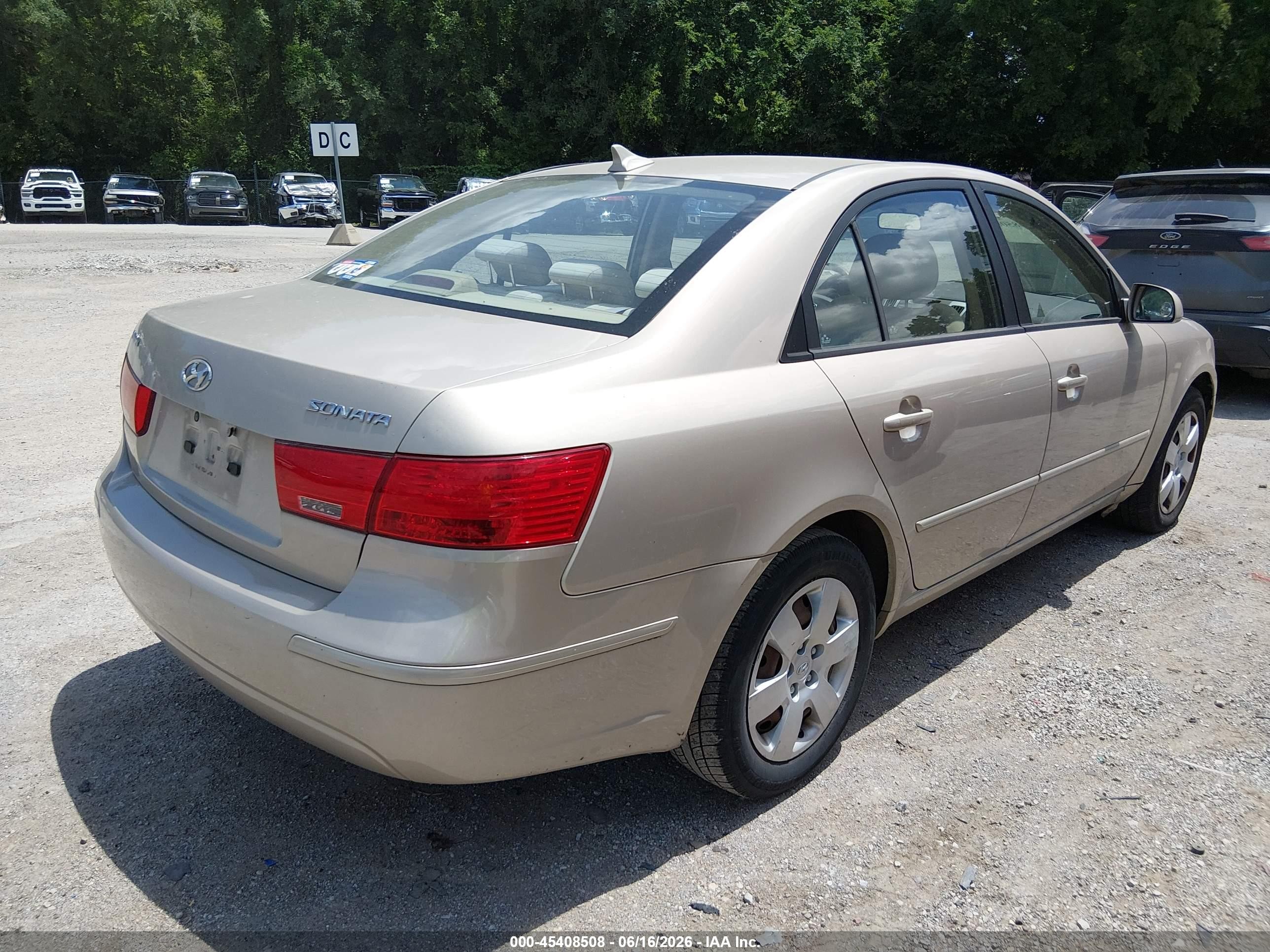 2009 Hyundai Sonata Gls Золотой vin: 5NPET46C79H427133