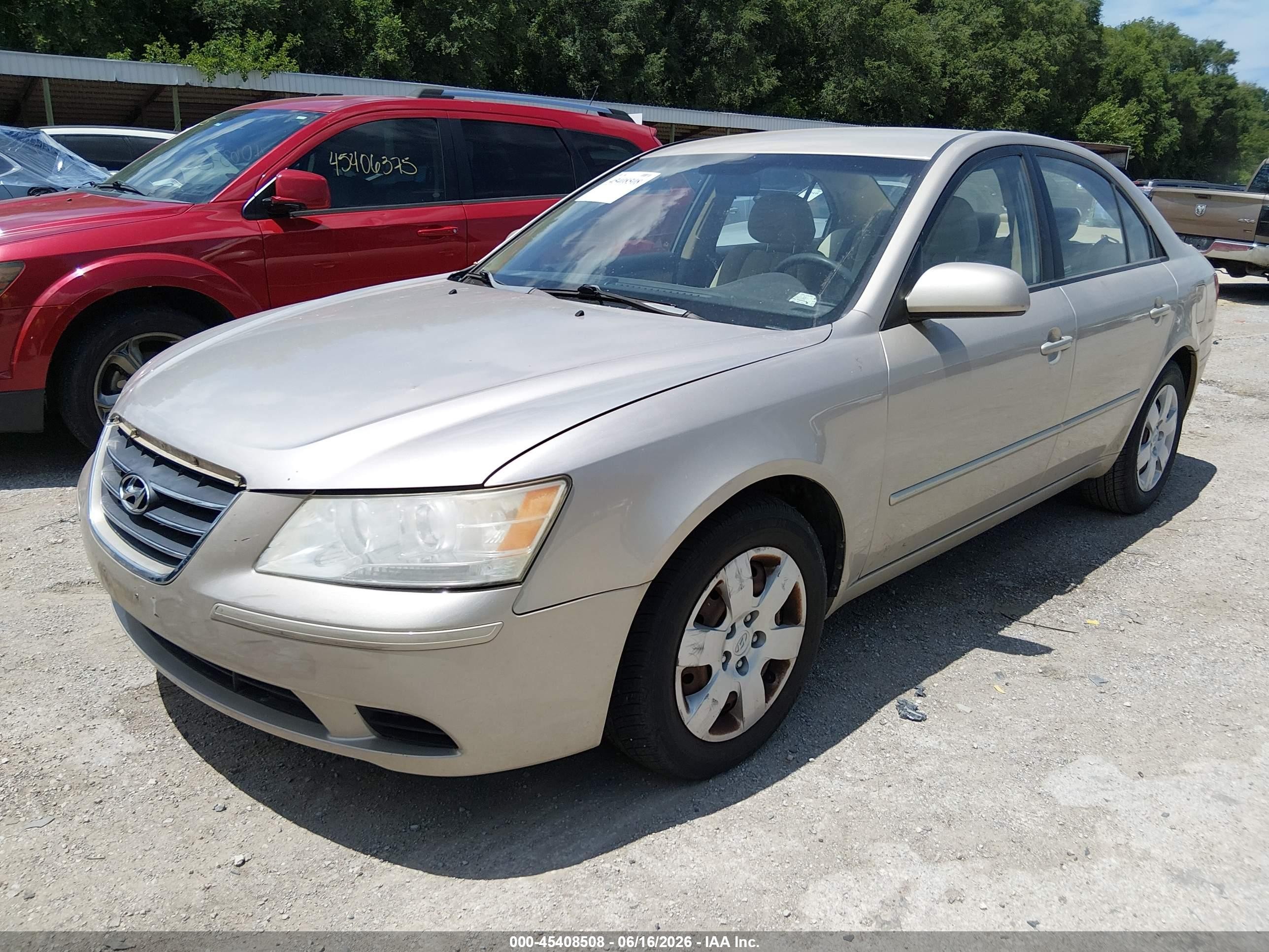 2009 Hyundai Sonata Gls Золотой vin: 5NPET46C79H427133
