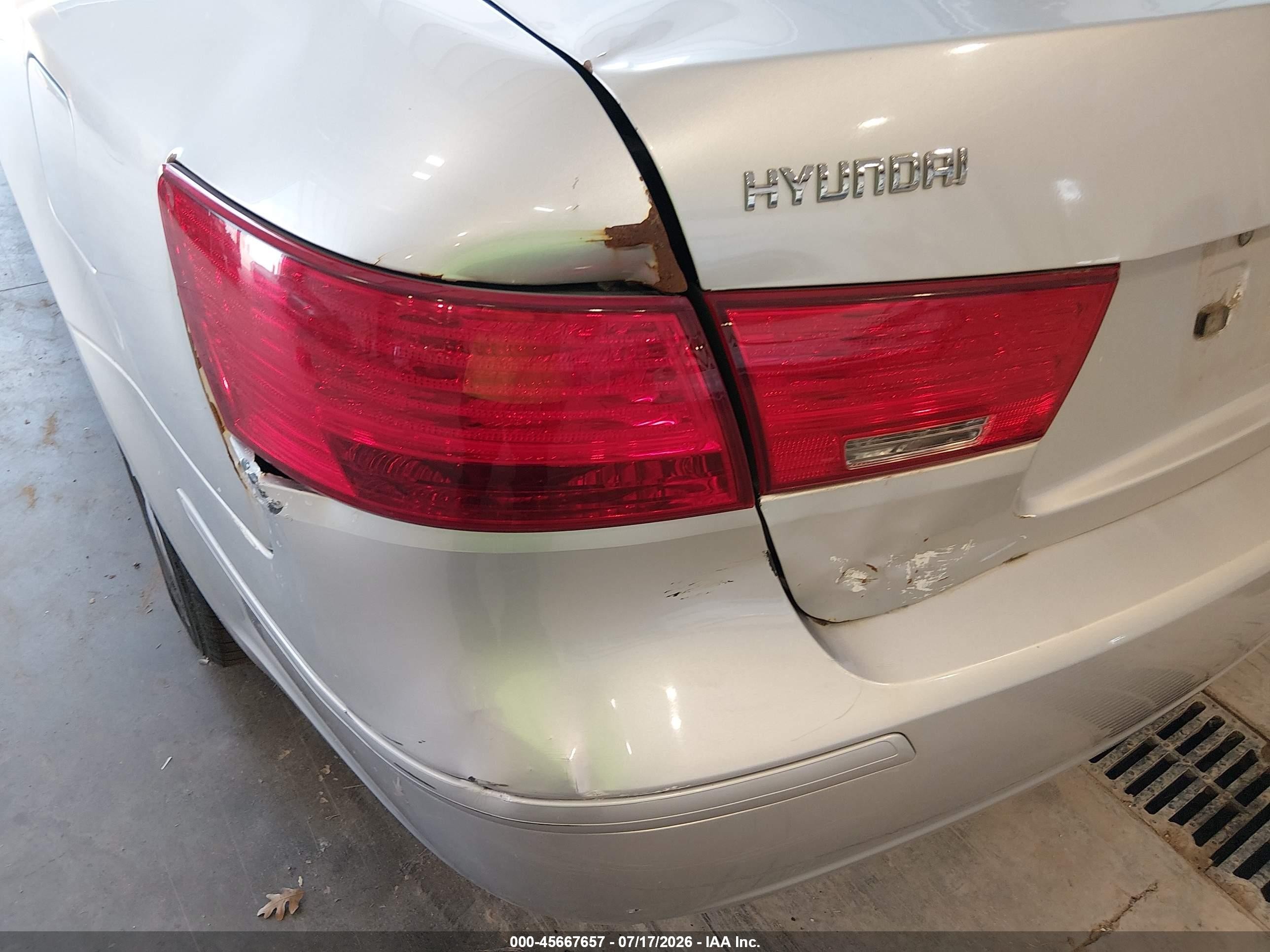 2009 Hyundai Sonata Gls Серебряный vin: 5NPET46C79H442280