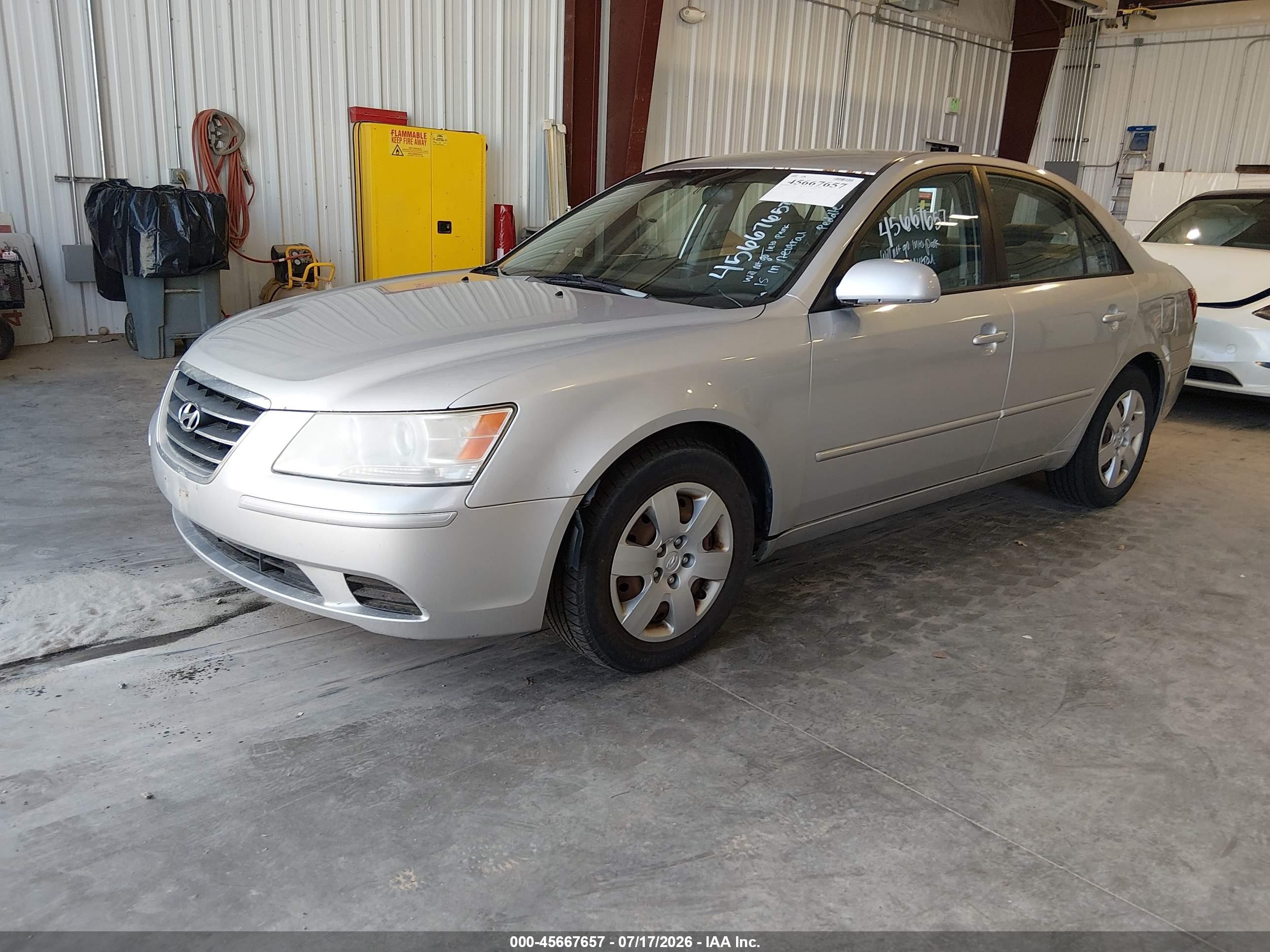 2009 Hyundai Sonata Gls Серебряный vin: 5NPET46C79H442280