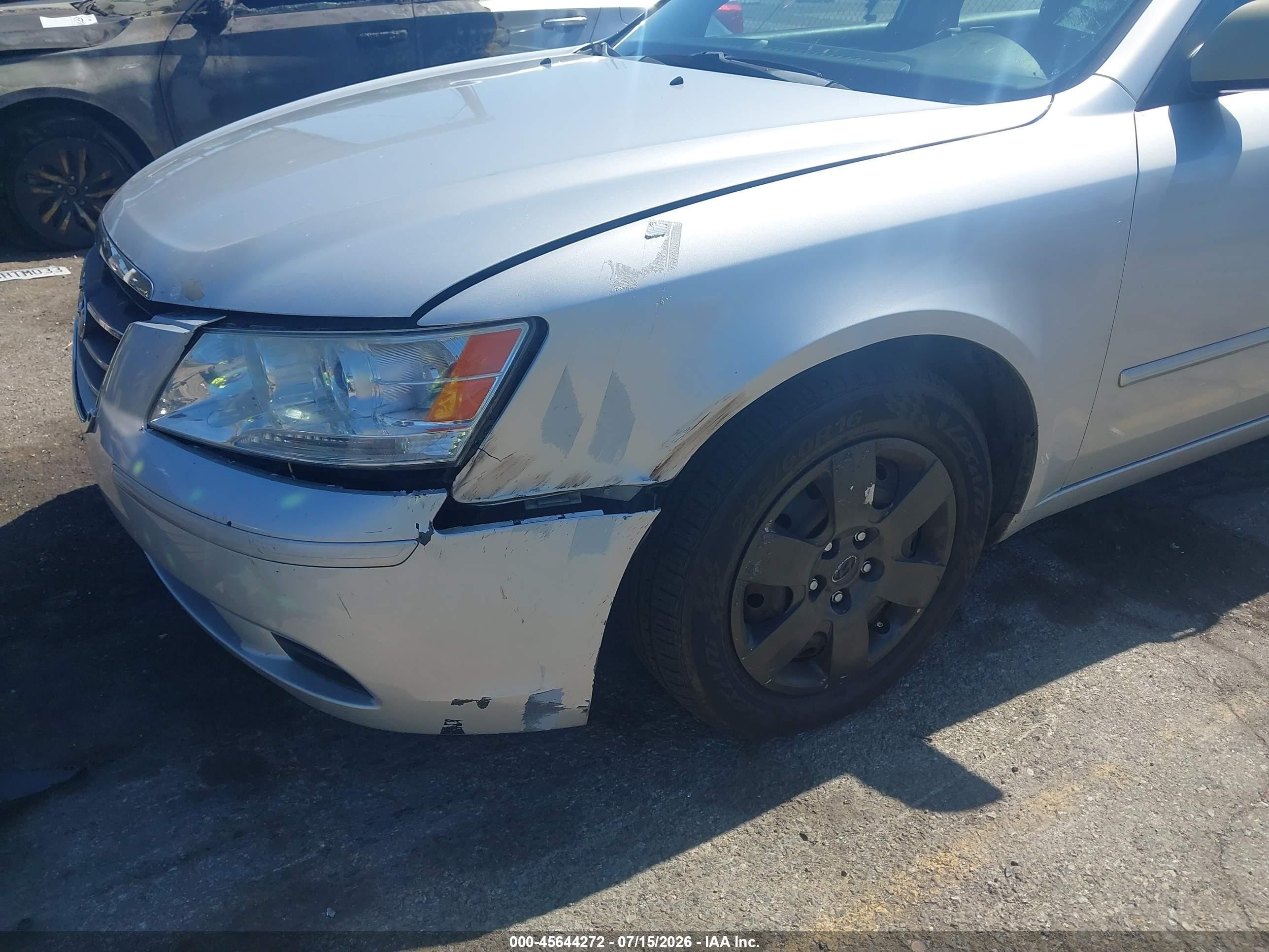 2009 Hyundai Sonata Gls Silver vin: 5NPET46C79H470726