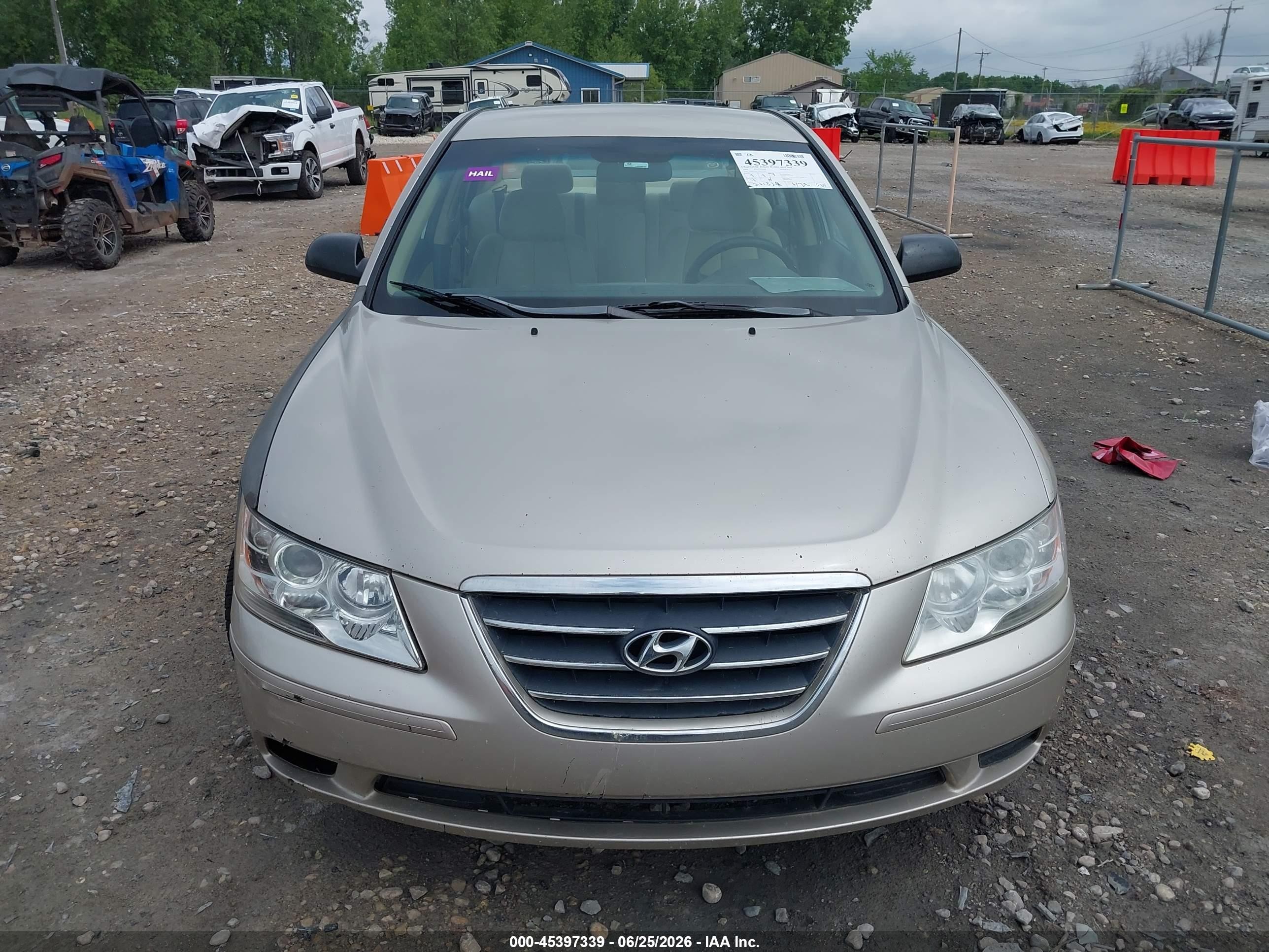 2009 Hyundai Sonata Gls Gold vin: 5NPET46C79H477269