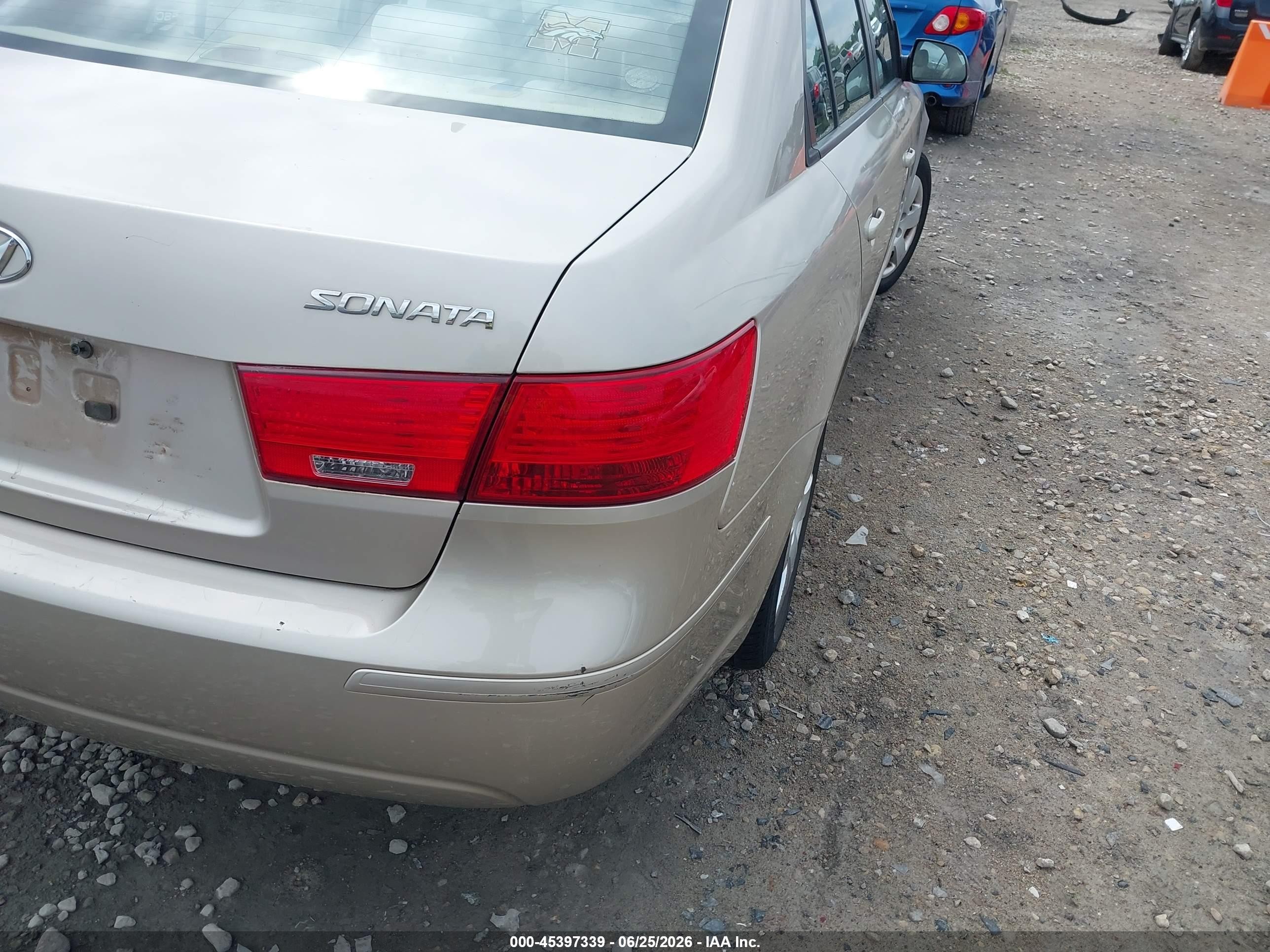 2009 Hyundai Sonata Gls Gold vin: 5NPET46C79H477269