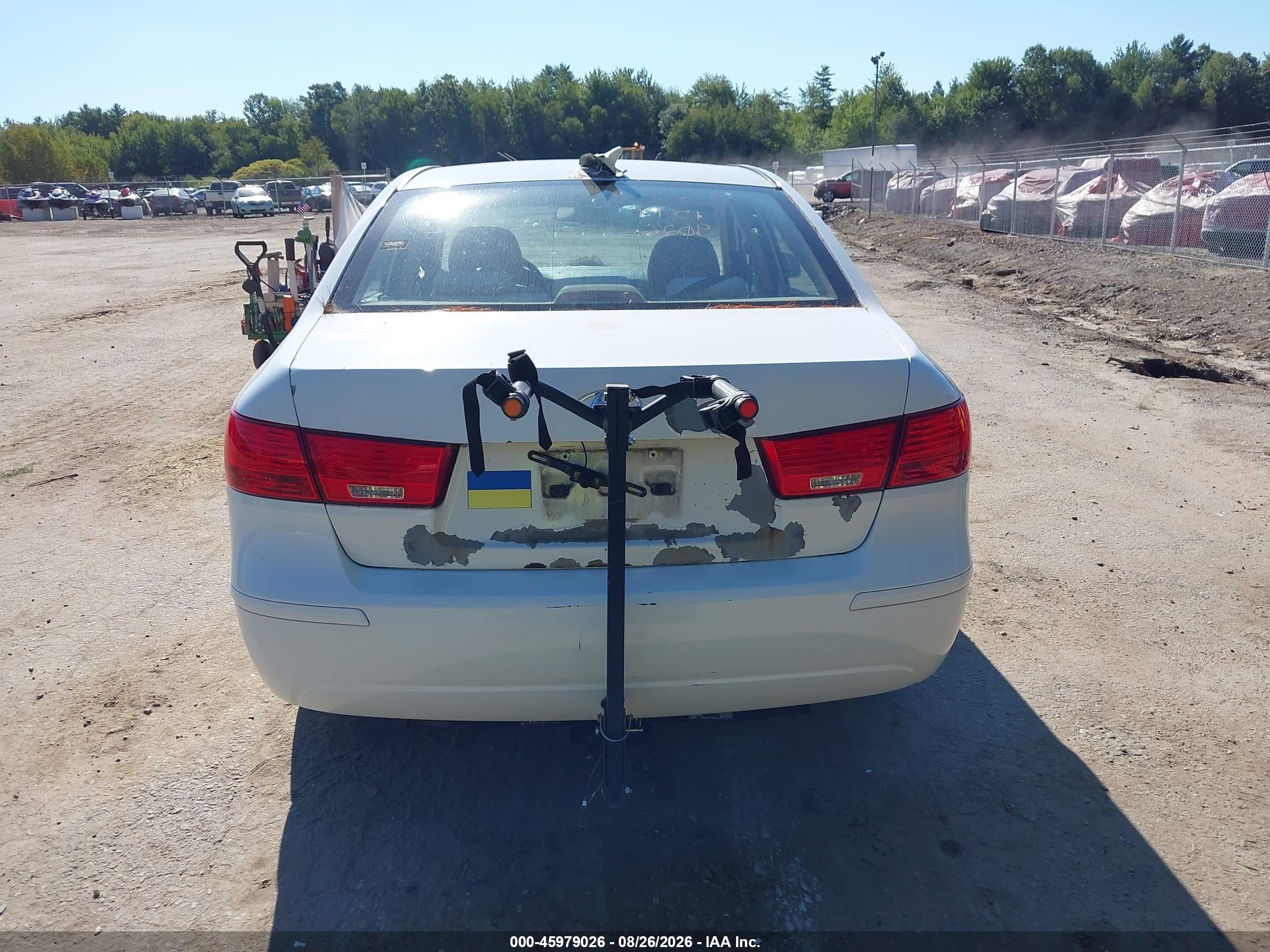 2009 Hyundai Sonata Gls White vin: 5NPET46C79H508665