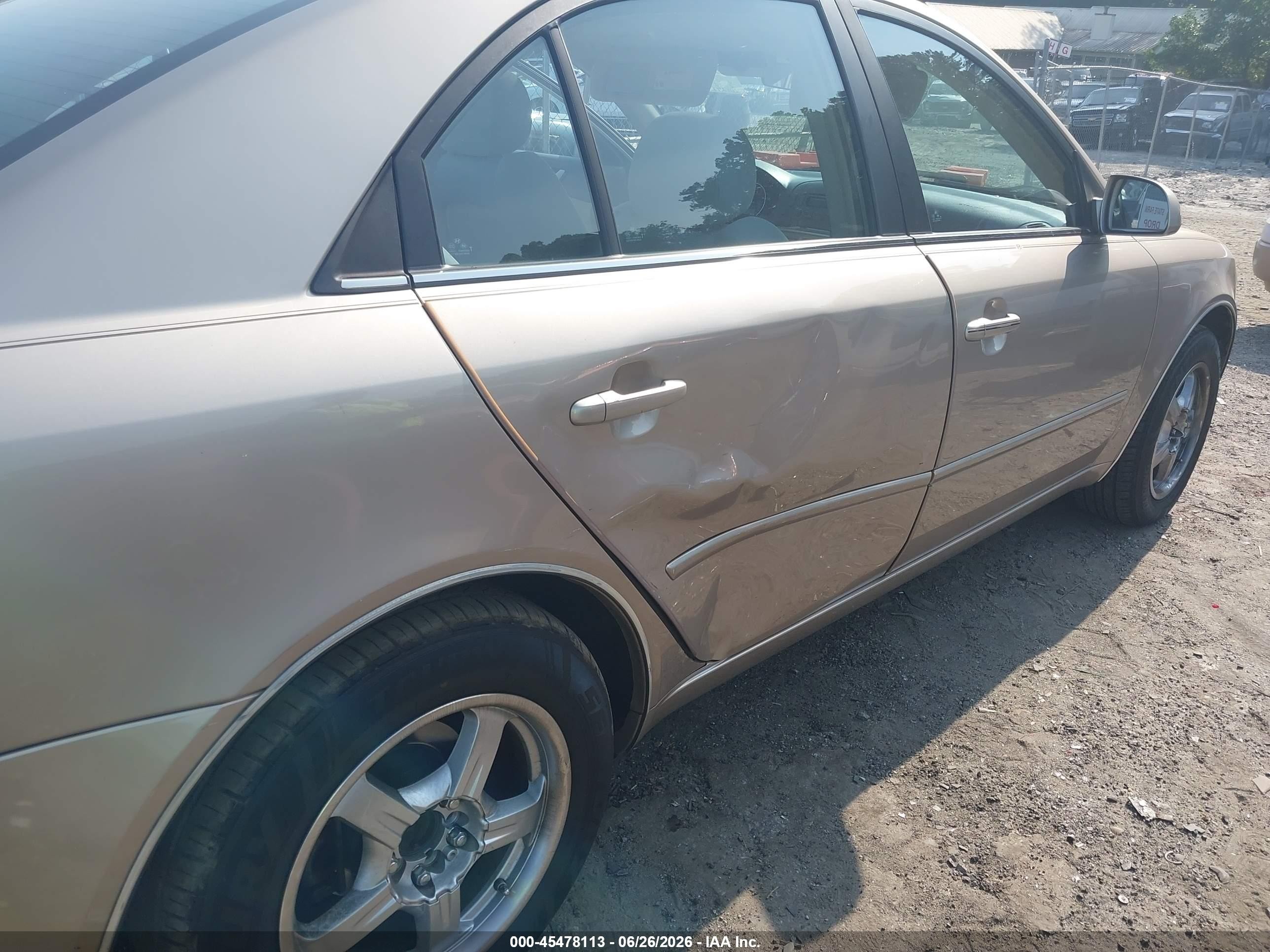 2008 Hyundai Sonata Gls Gold vin: 5NPET46C88H382041