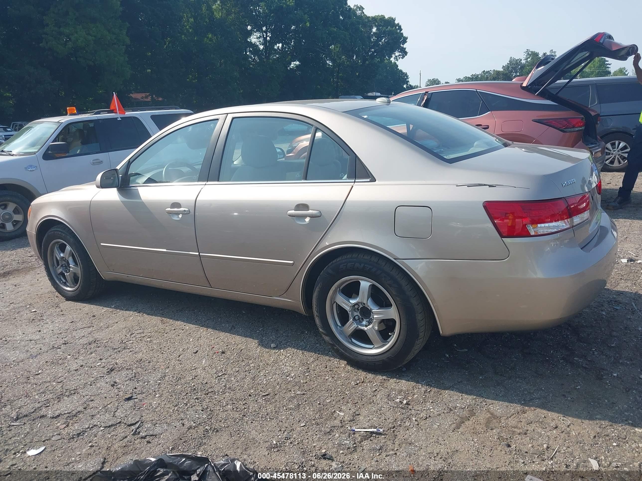 2008 Hyundai Sonata Gls Gold vin: 5NPET46C88H382041