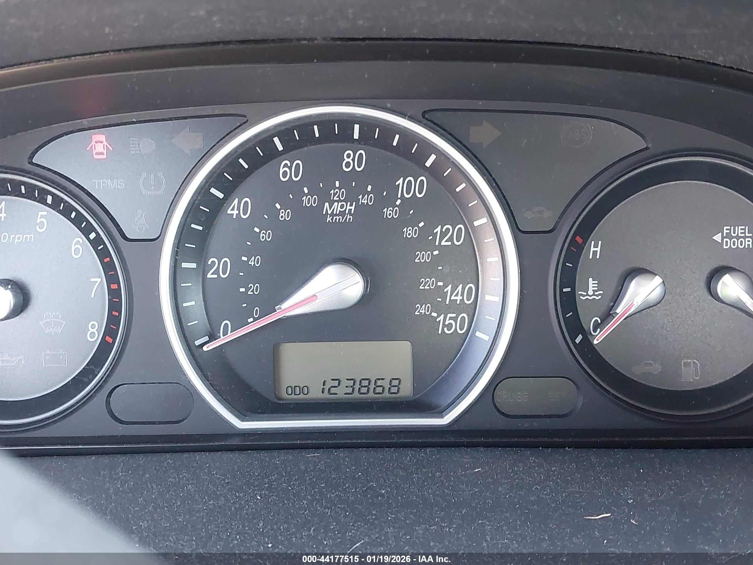 2008 Hyundai Sonata Gls Серебряный vin: 5NPET46C88H402014