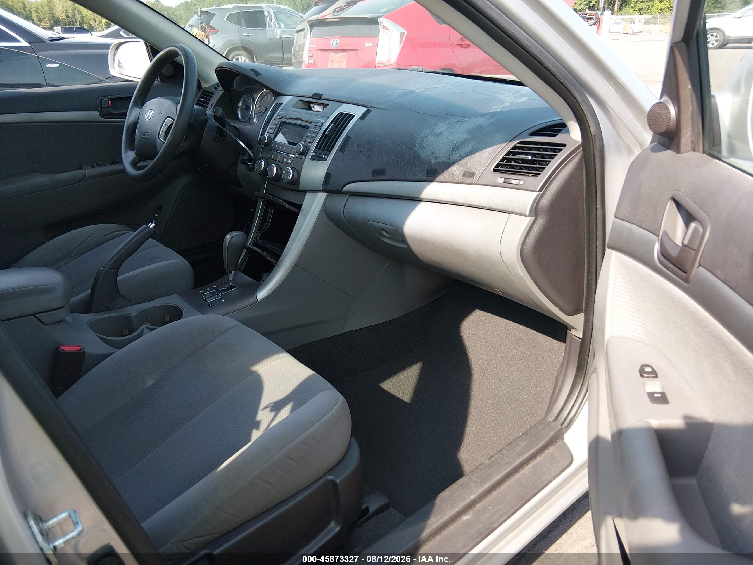 2009 Hyundai Sonata Gls White vin: 5NPET46C89H541576