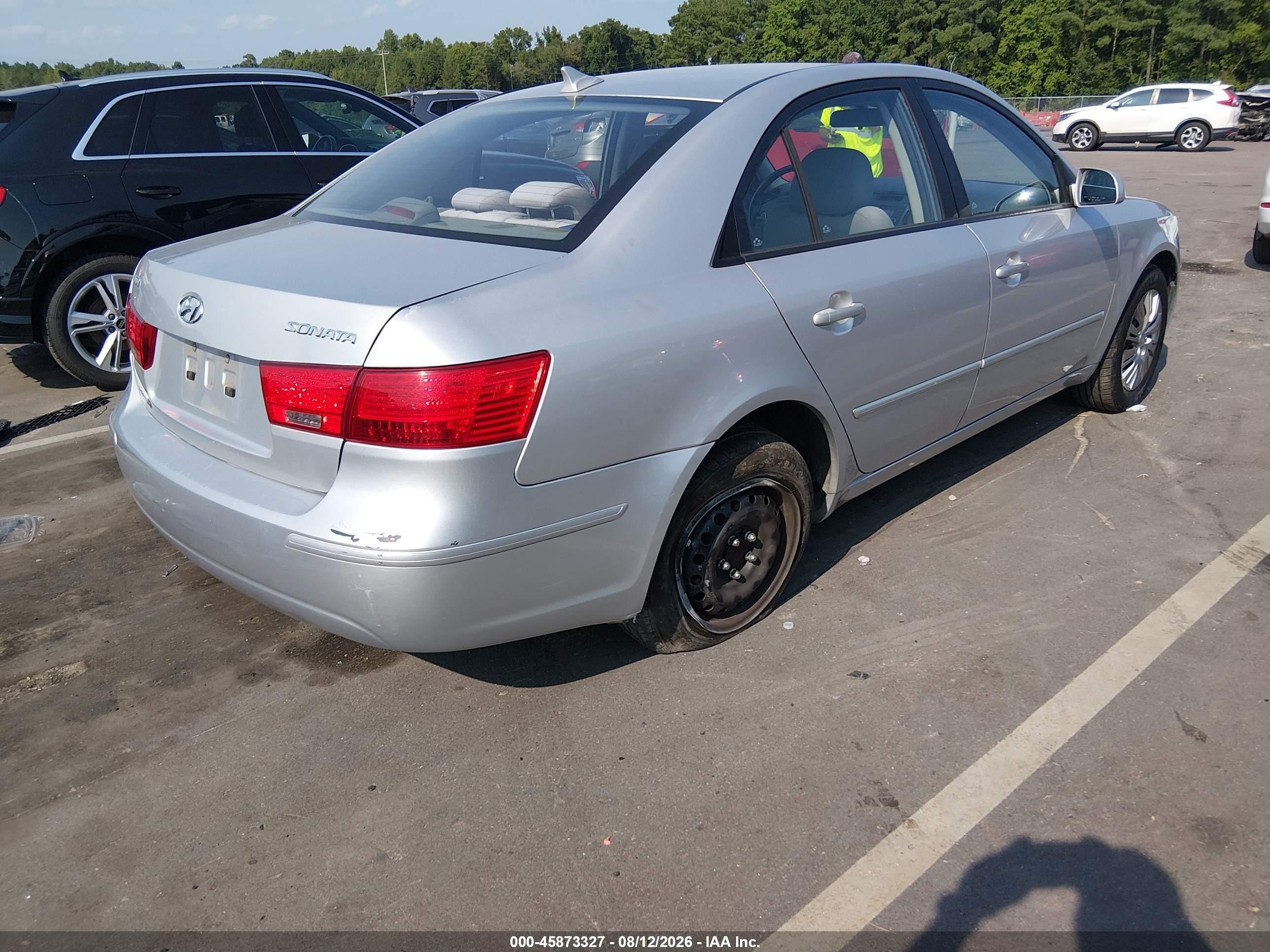 2009 Hyundai Sonata Gls White vin: 5NPET46C89H541576