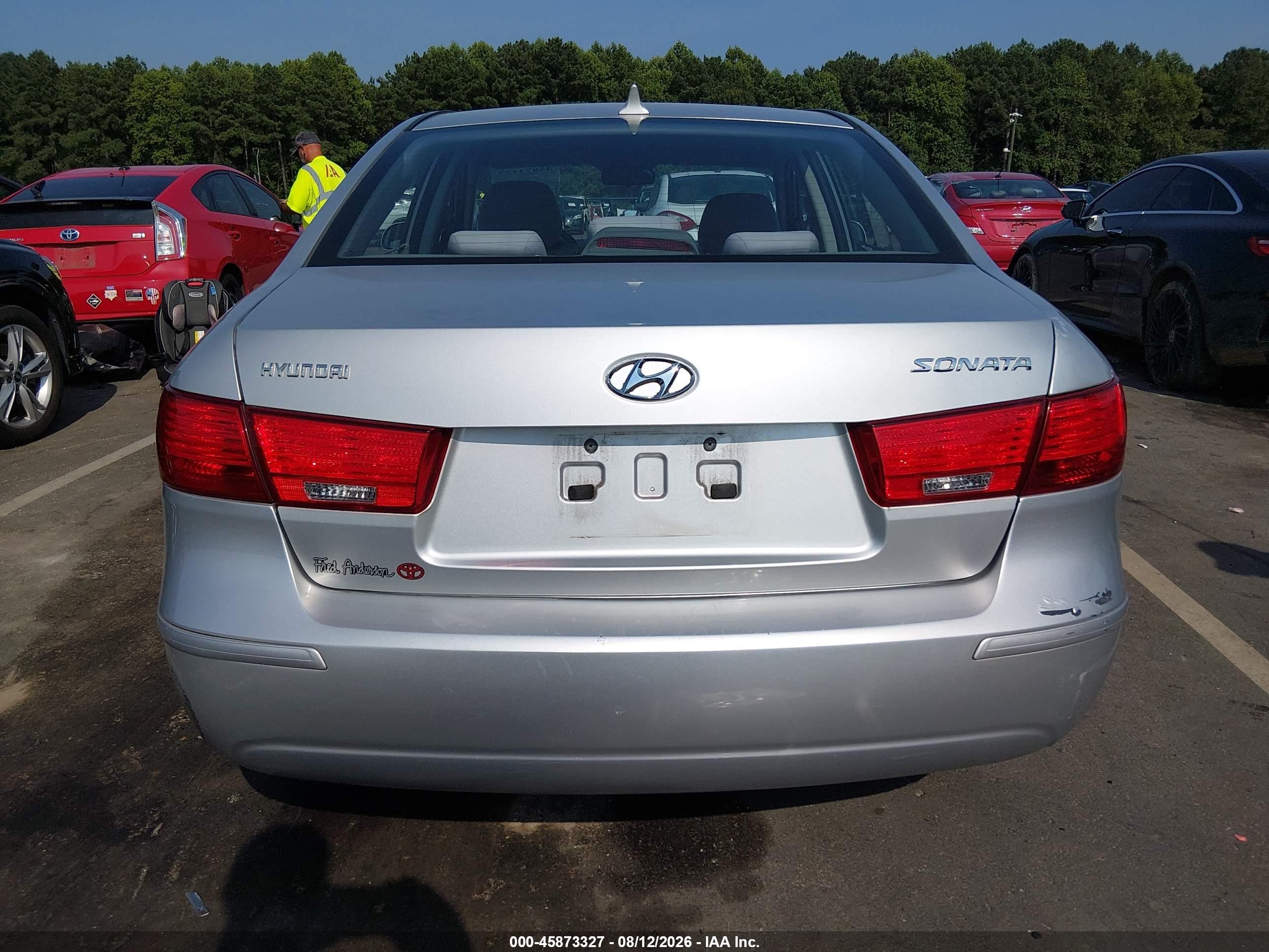 2009 Hyundai Sonata Gls White vin: 5NPET46C89H541576
