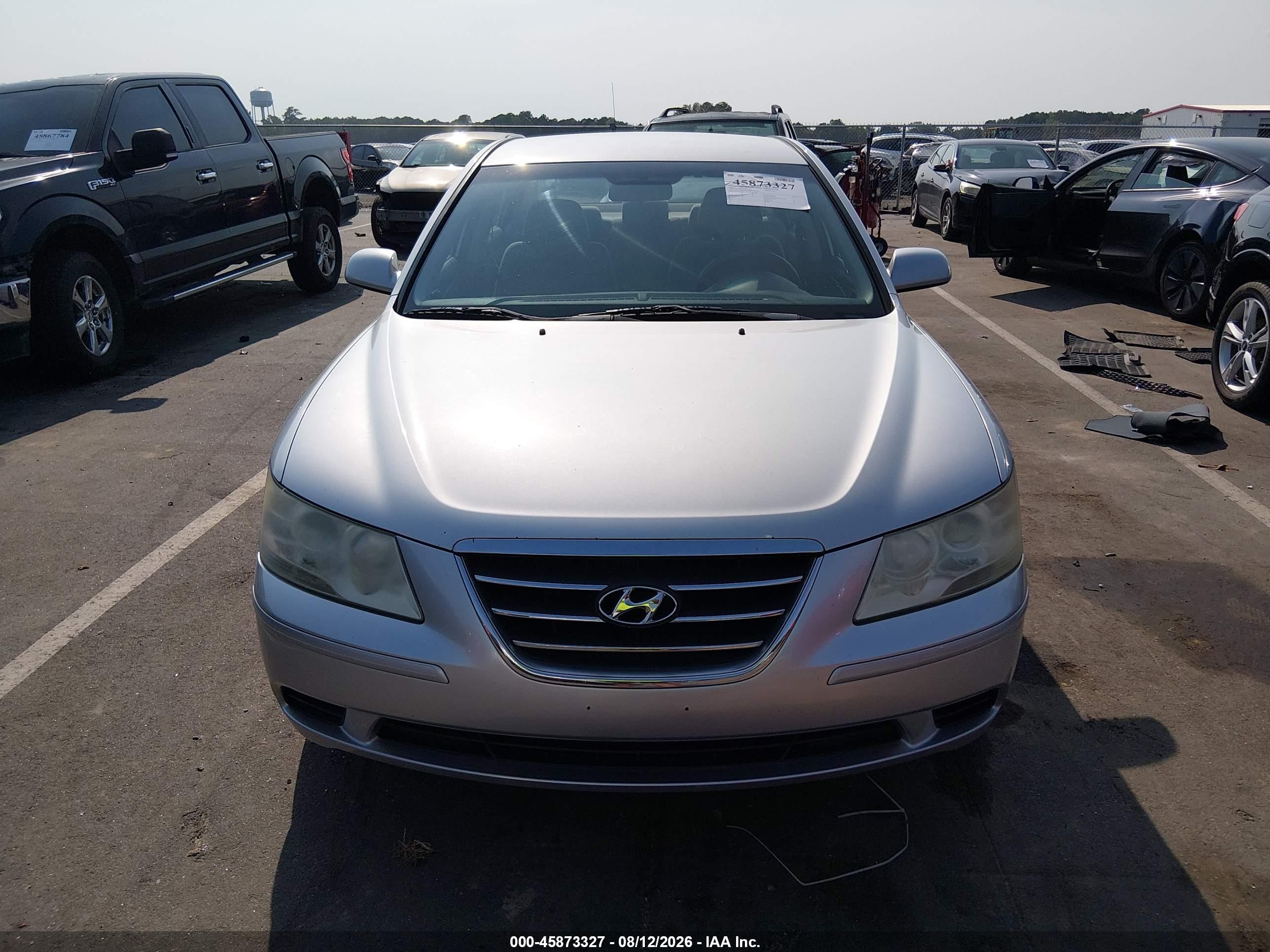 2009 Hyundai Sonata Gls White vin: 5NPET46C89H541576